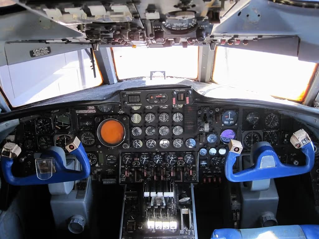 Unidentified — Aircraft