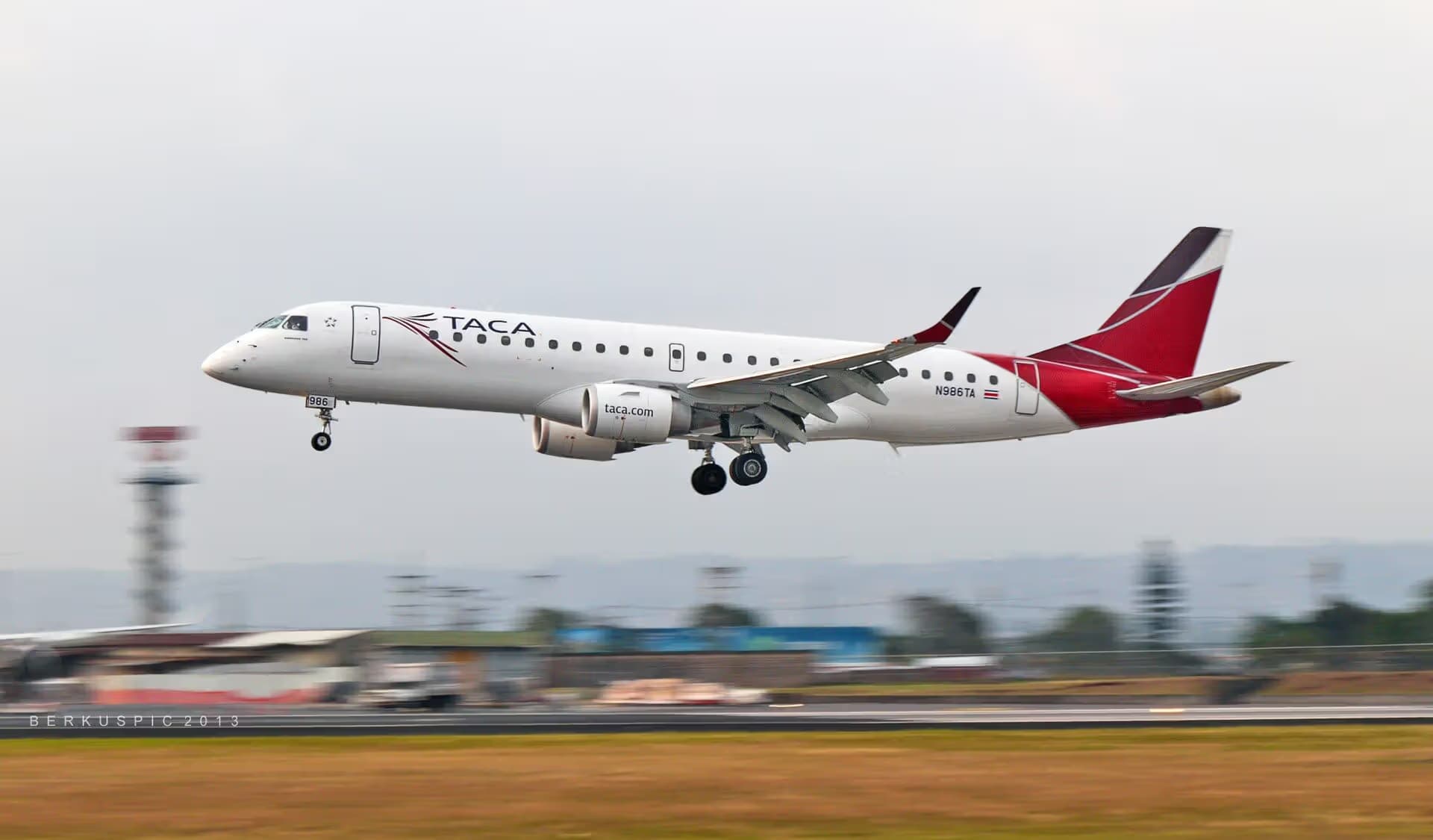 N986TA — Embraer