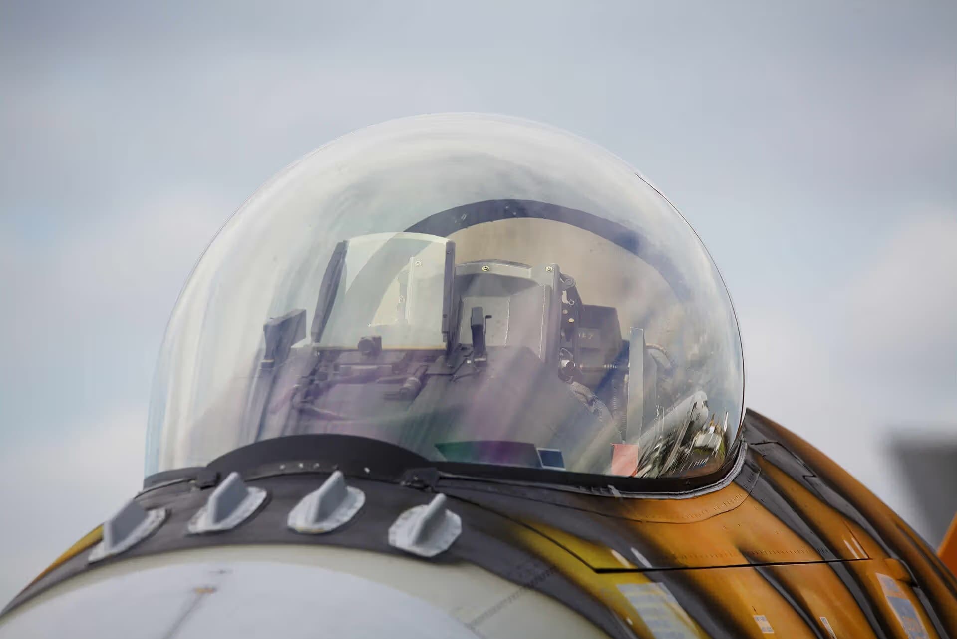 Unidentified — Aircraft