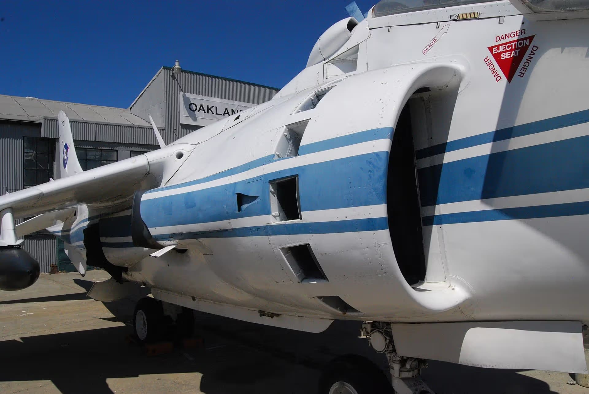 Unidentified — Aircraft