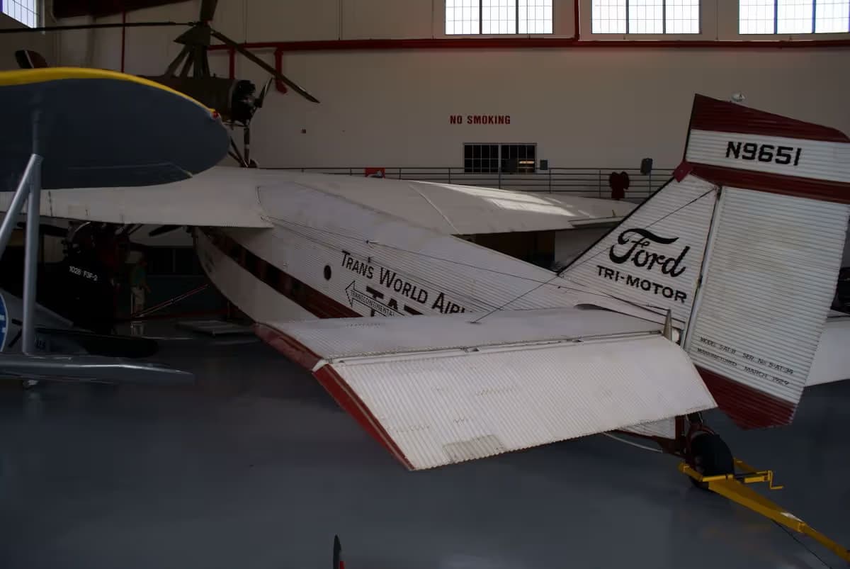Unidentified — Aircraft
