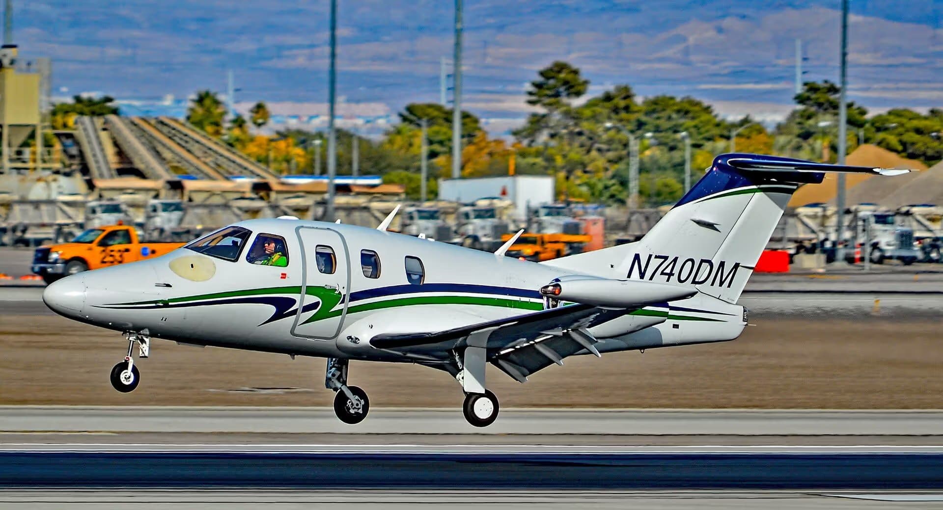 N740DM — Twin-engine aircraft