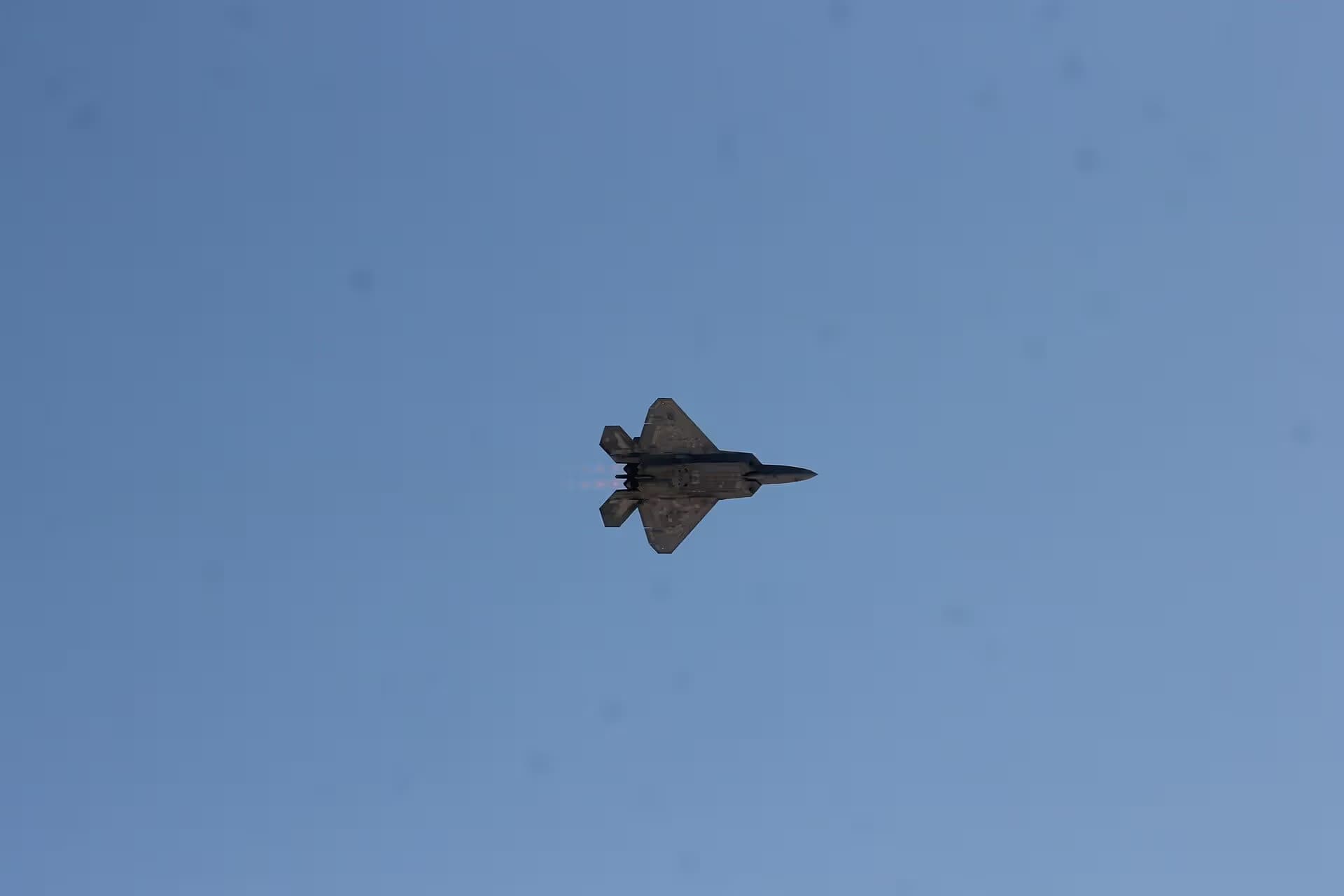 Unidentified — Aircraft