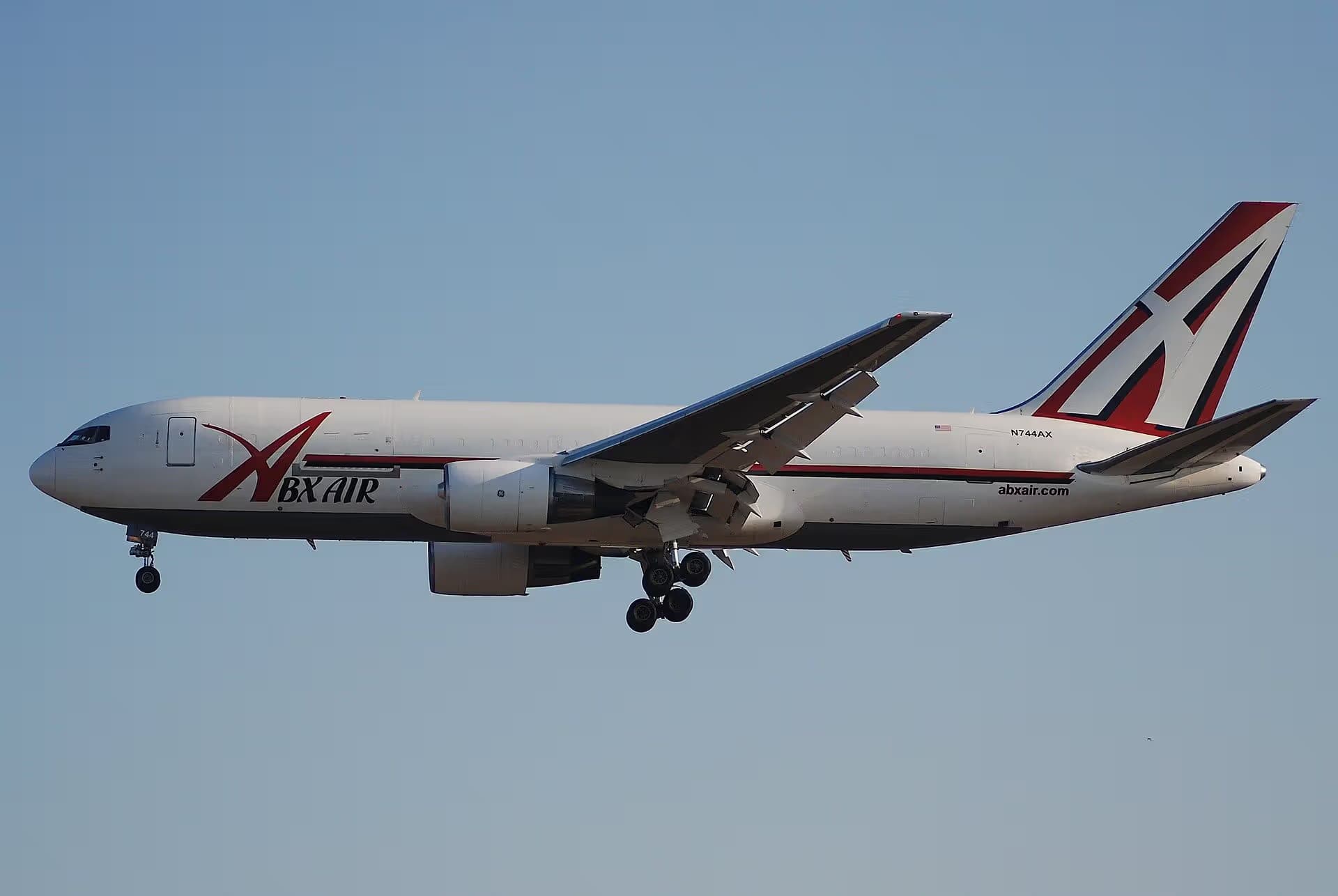 N744AX — Twin-engine aircraft
