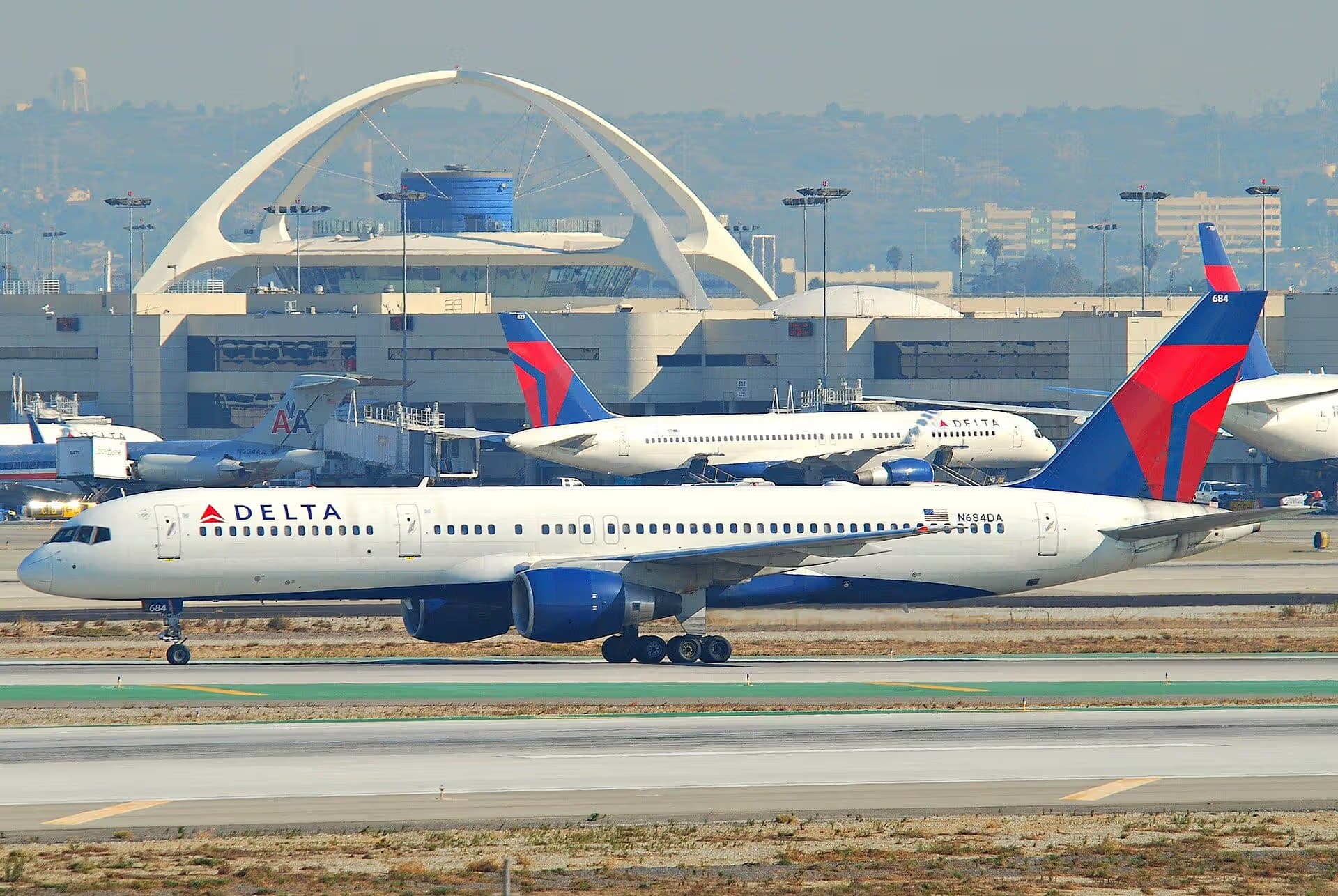 N684DA — Boeing