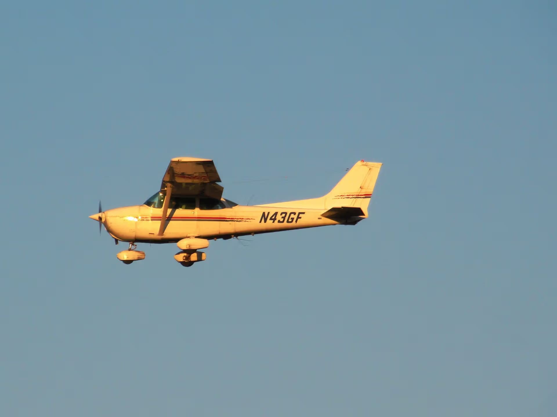 N43GF — Cessna