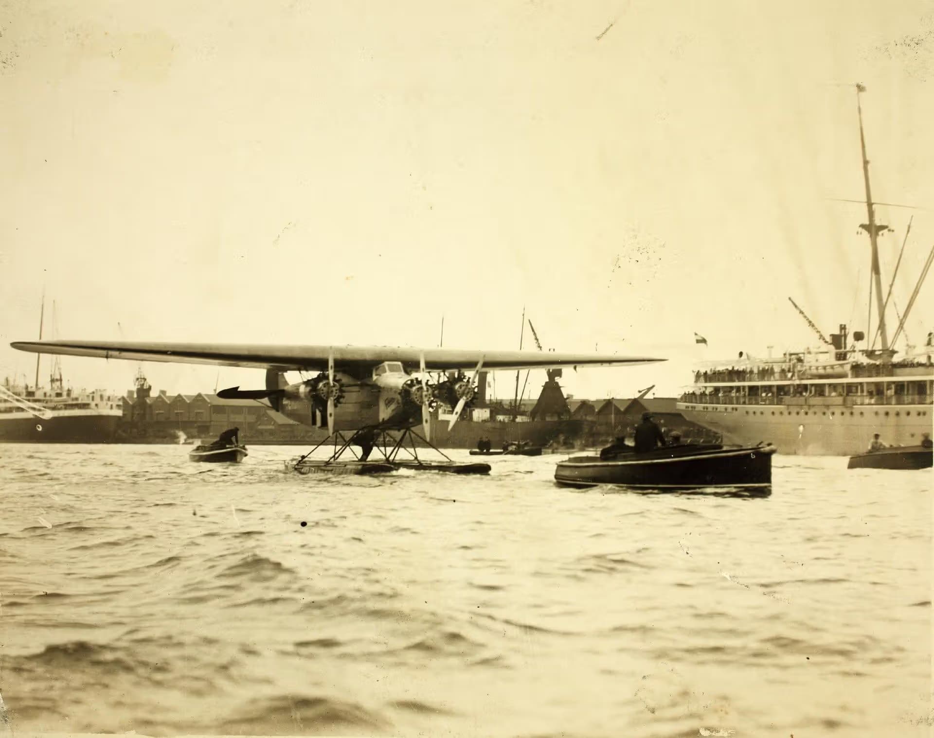 Unidentified — Aircraft