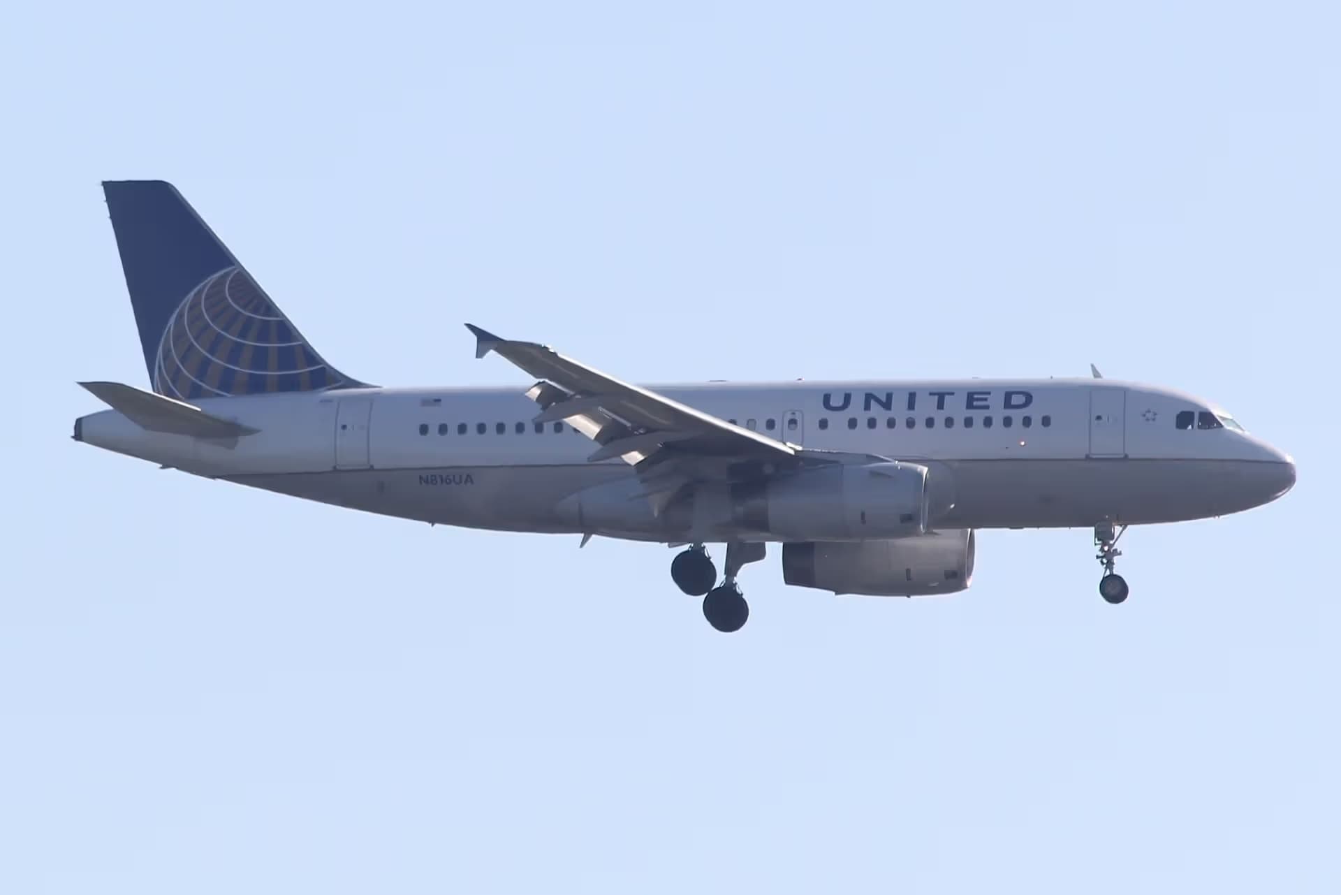 N816UA — Airbus