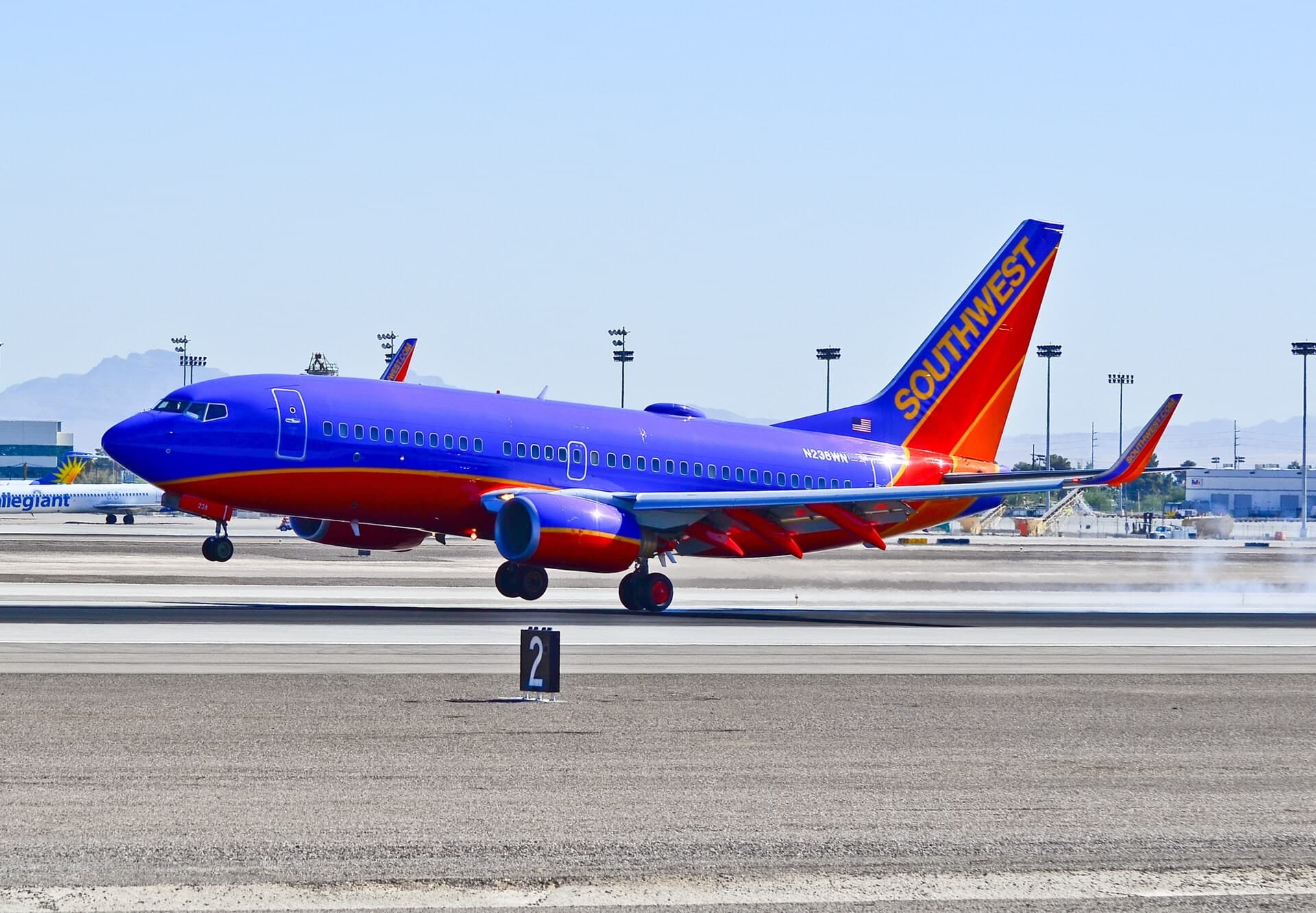 N238WN — Boeing