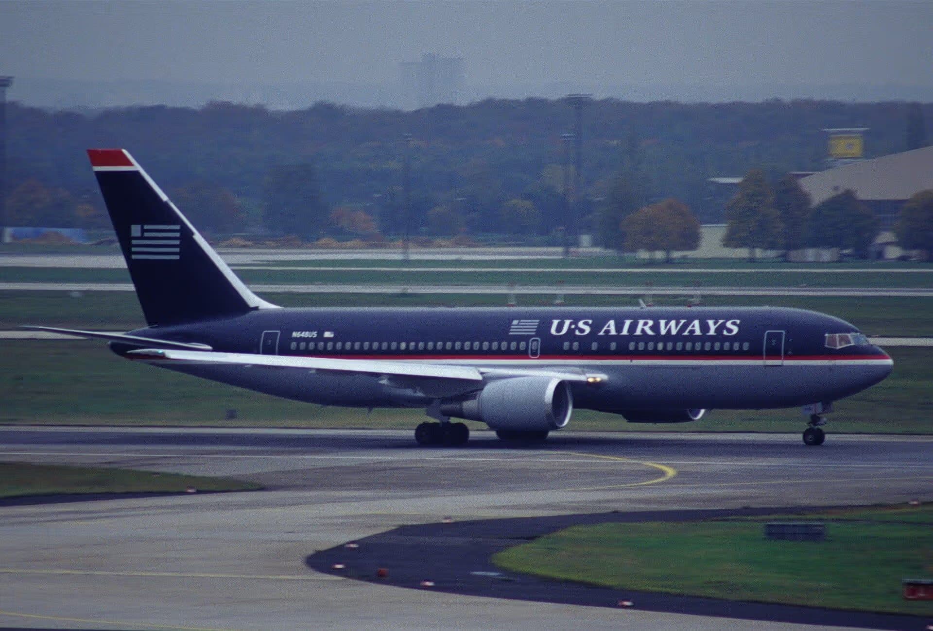 N648US — Twin-engine aircraft
