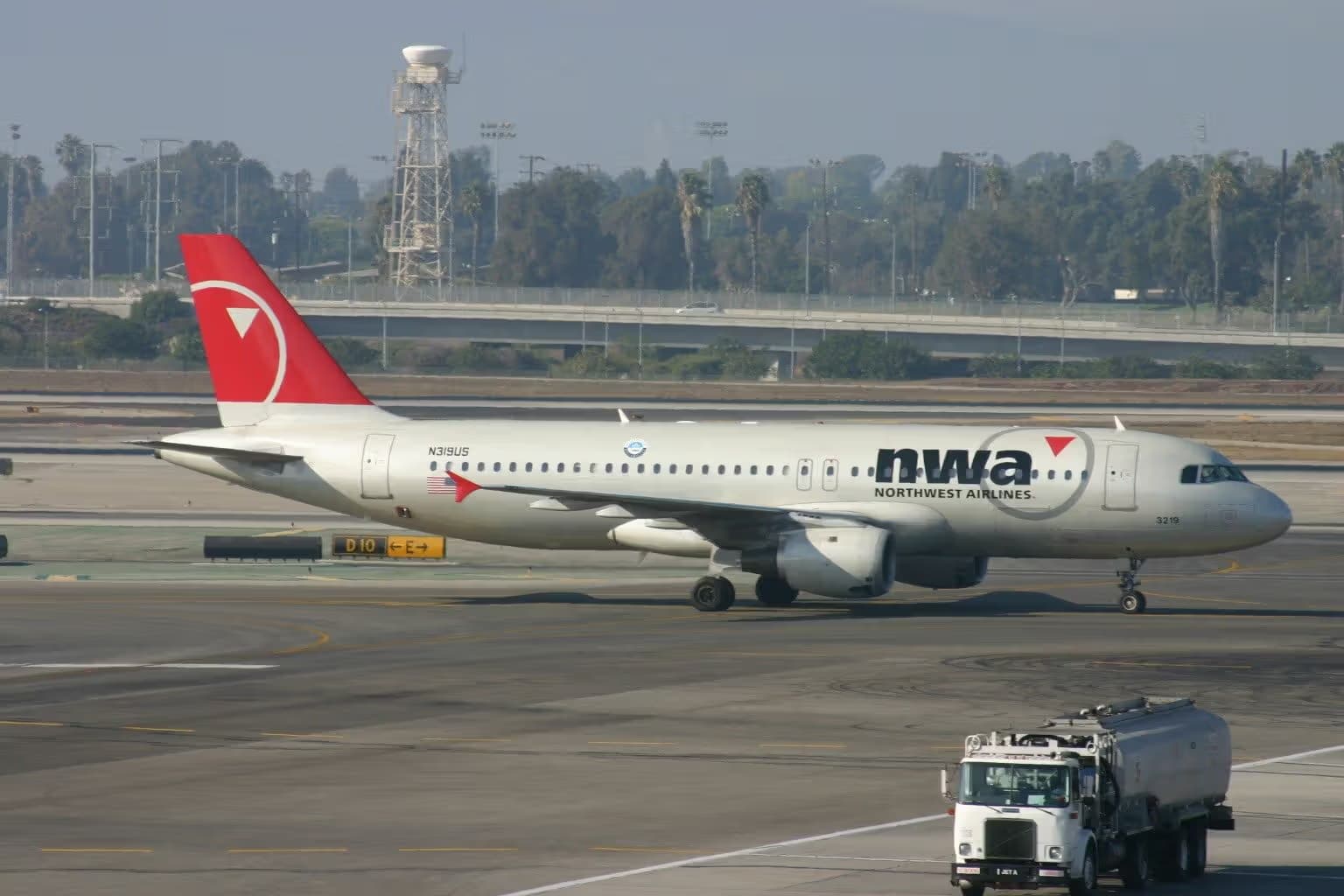 N319US — Airbus