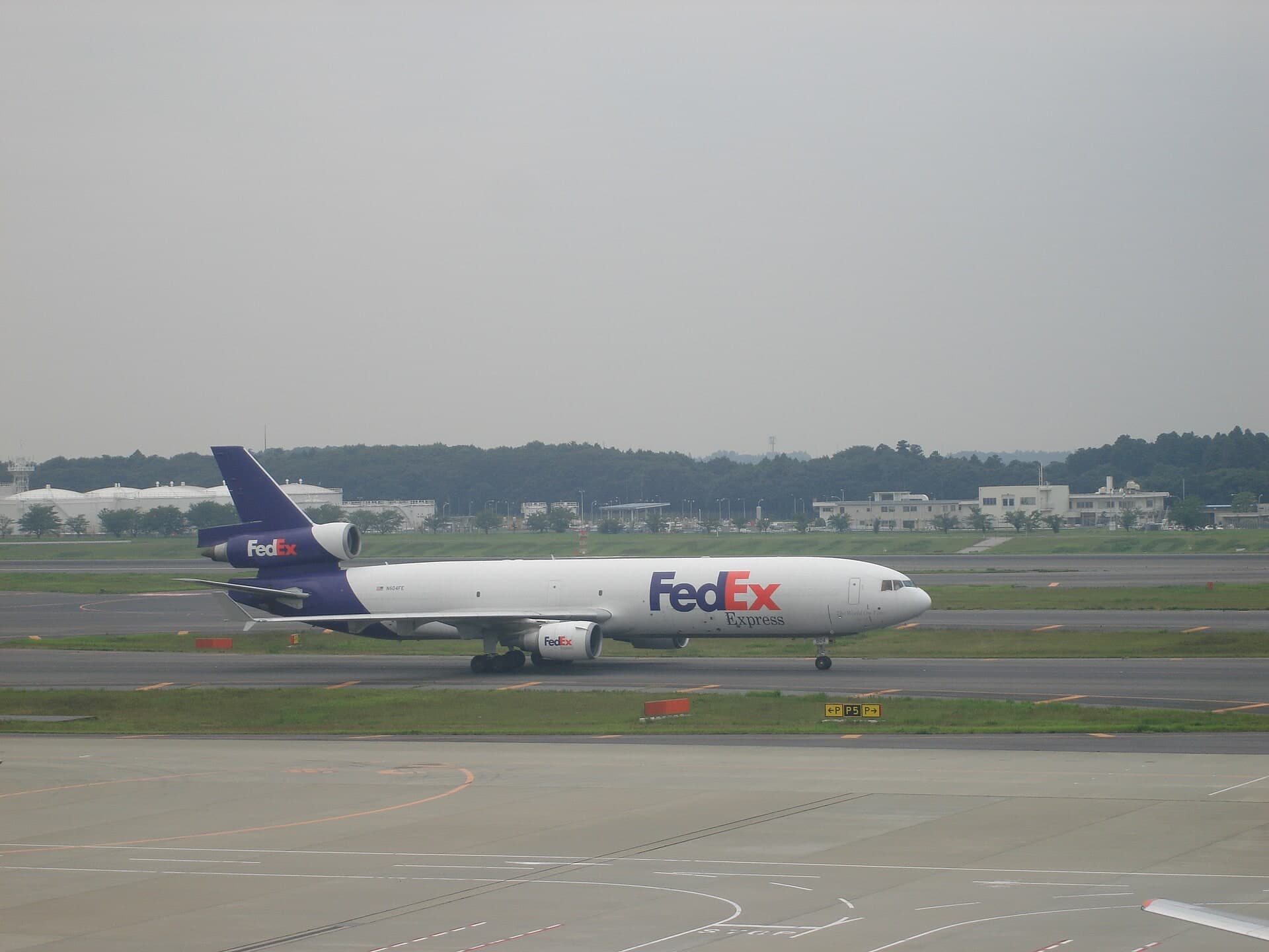 N604FE — Douglas