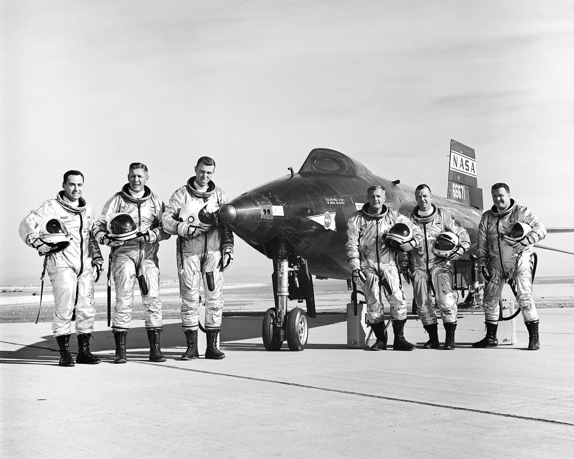 Unidentified — Aircraft