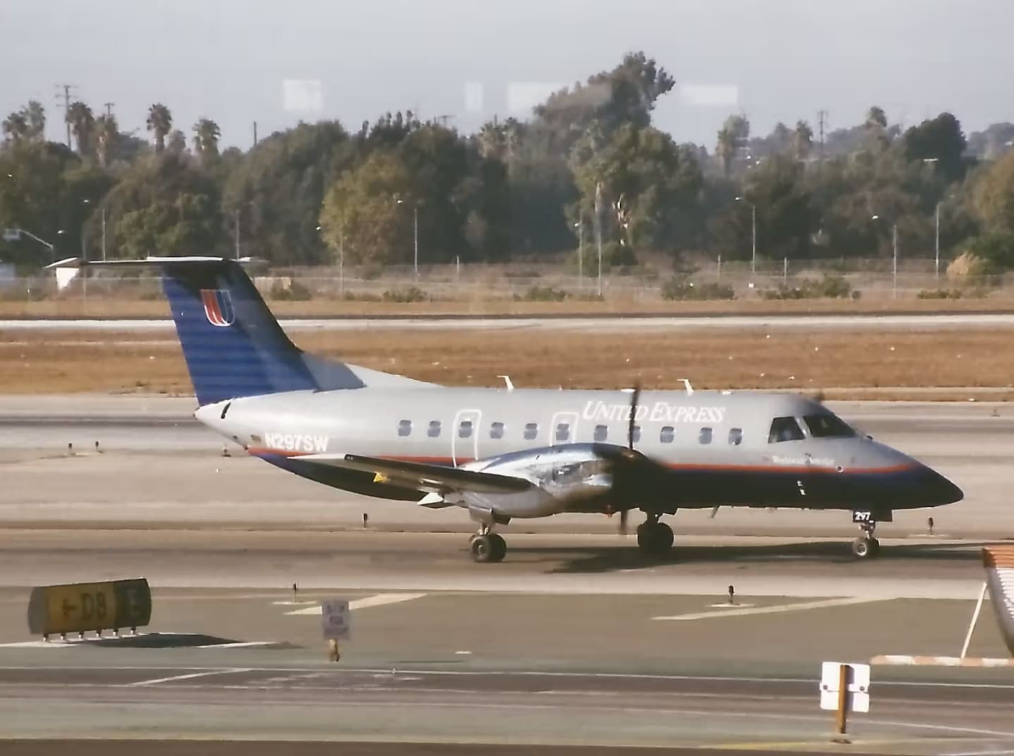 N297SW — Embraer