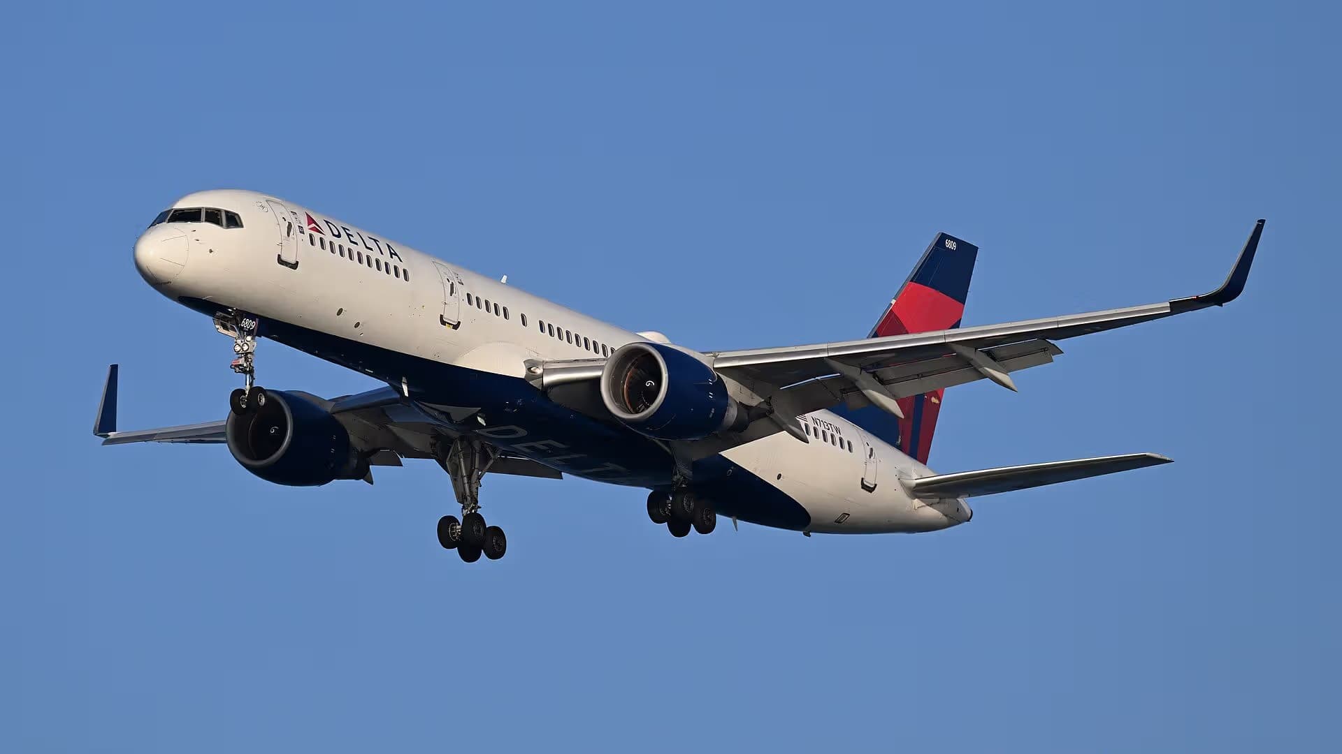 N713TW — Boeing