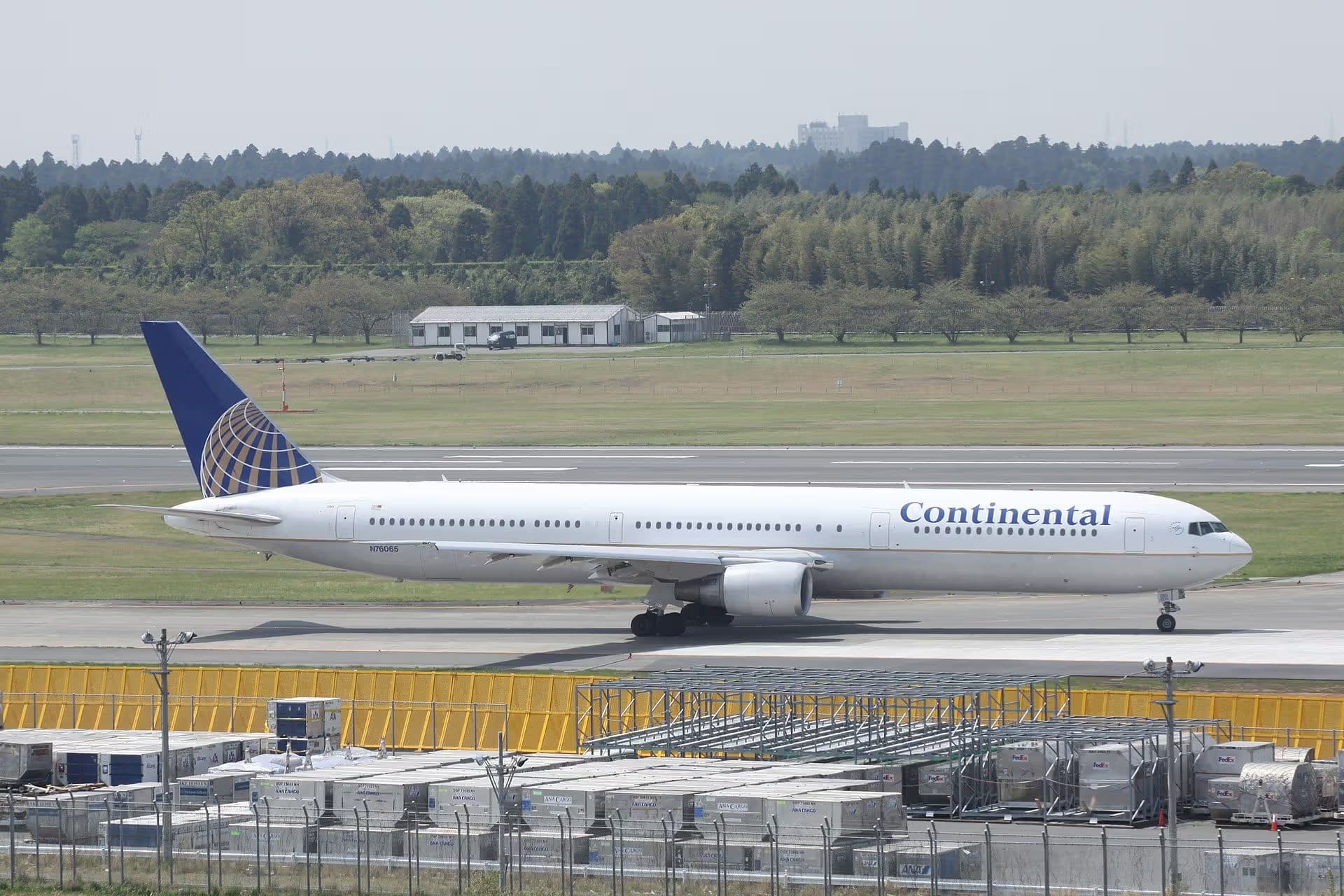 N76065 — Boeing