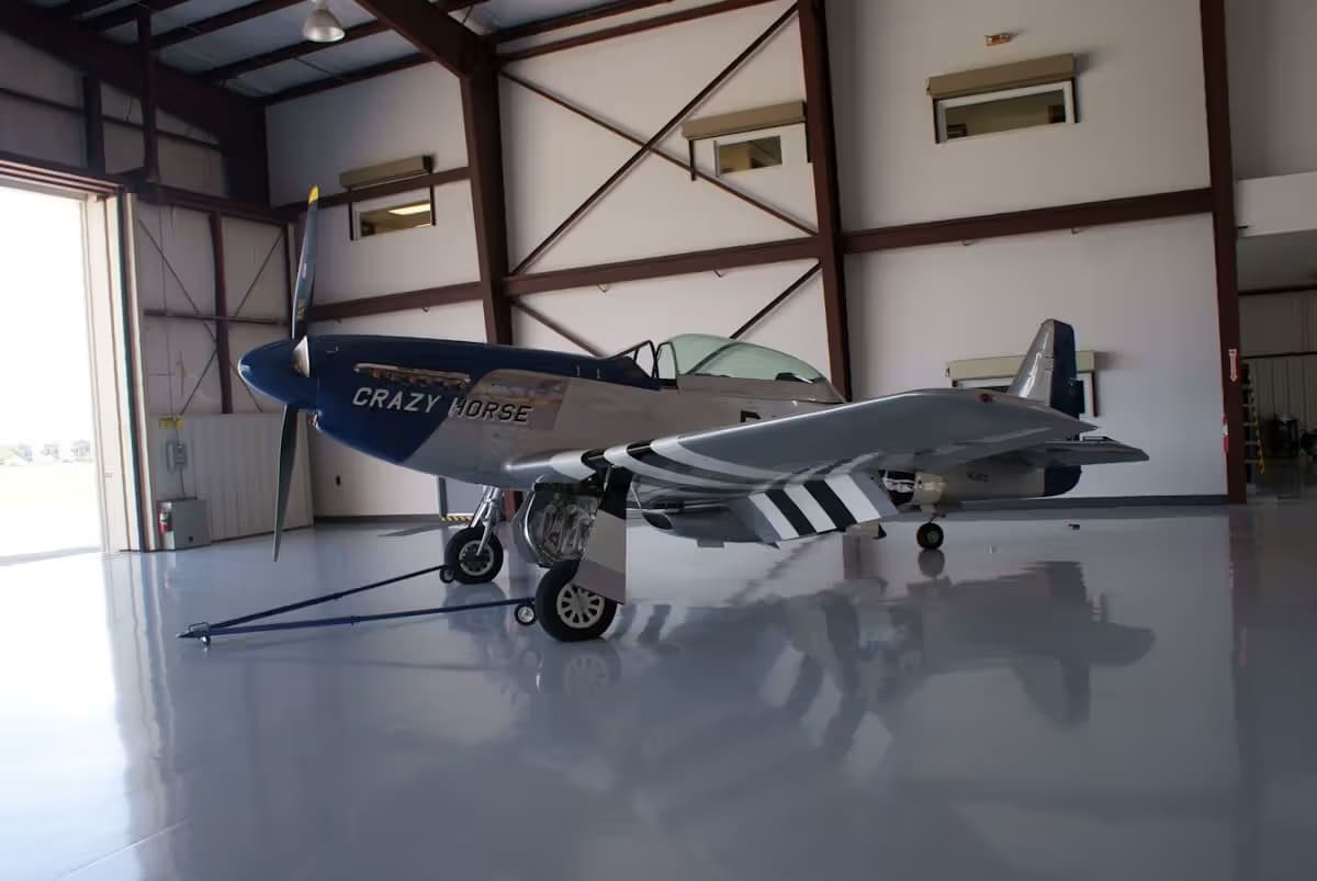 Unidentified — Single-engine aircraft