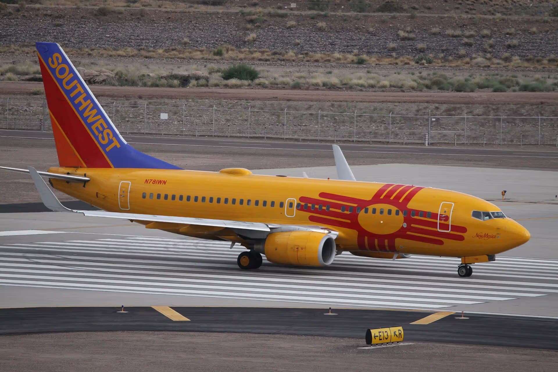 N781WN — Boeing