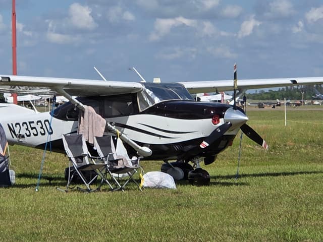 N23530 — Cessna T206H