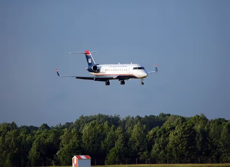 N258PS — Twin-engine aircraft