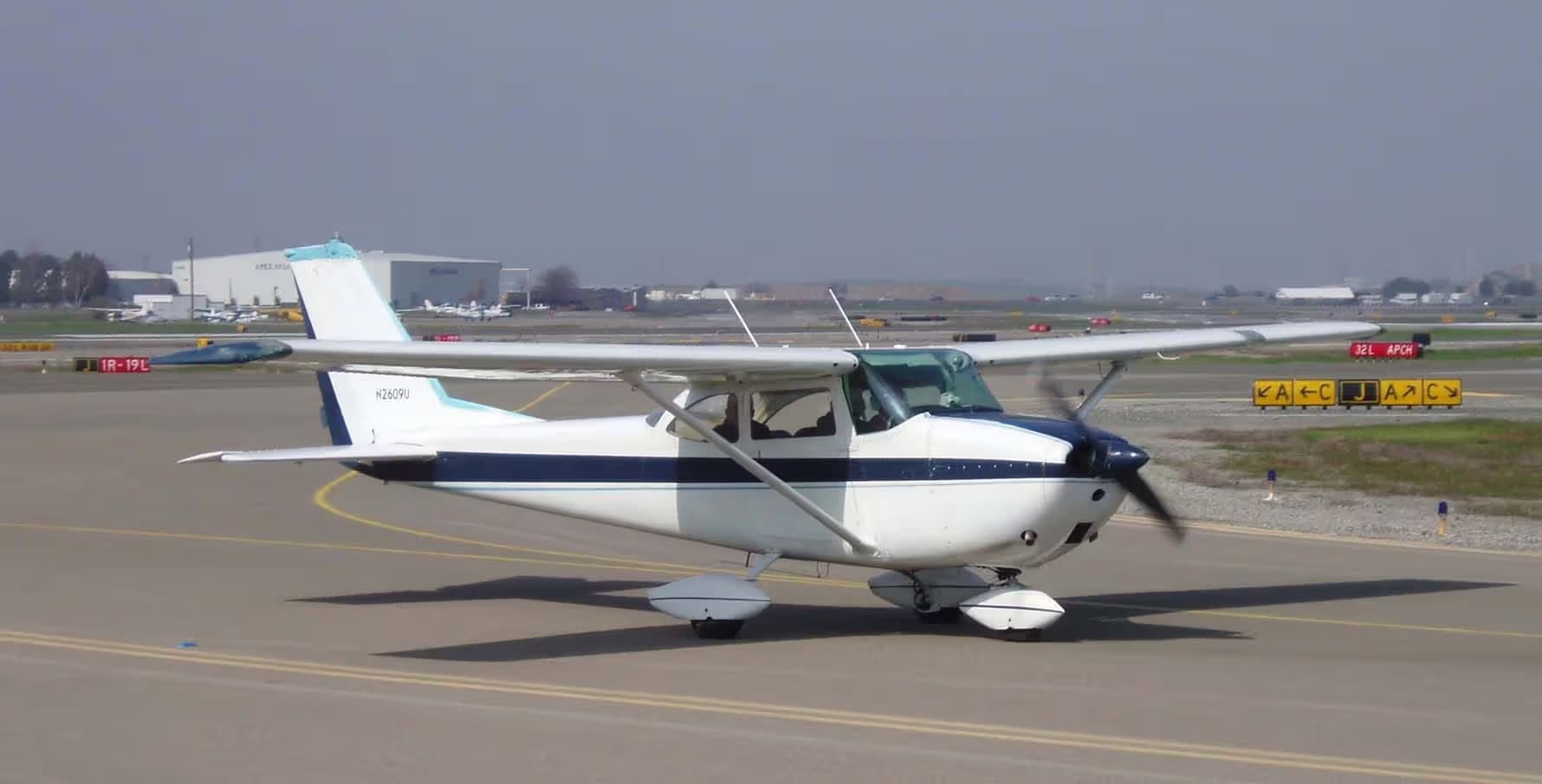 N2609U — Single-engine aircraft