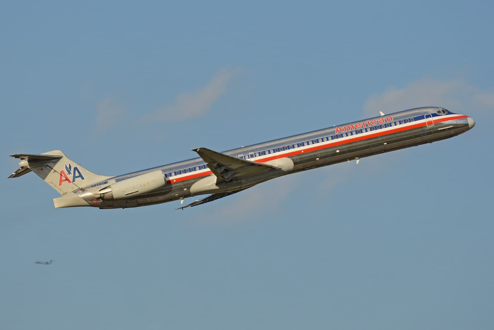 N970TW — Douglas