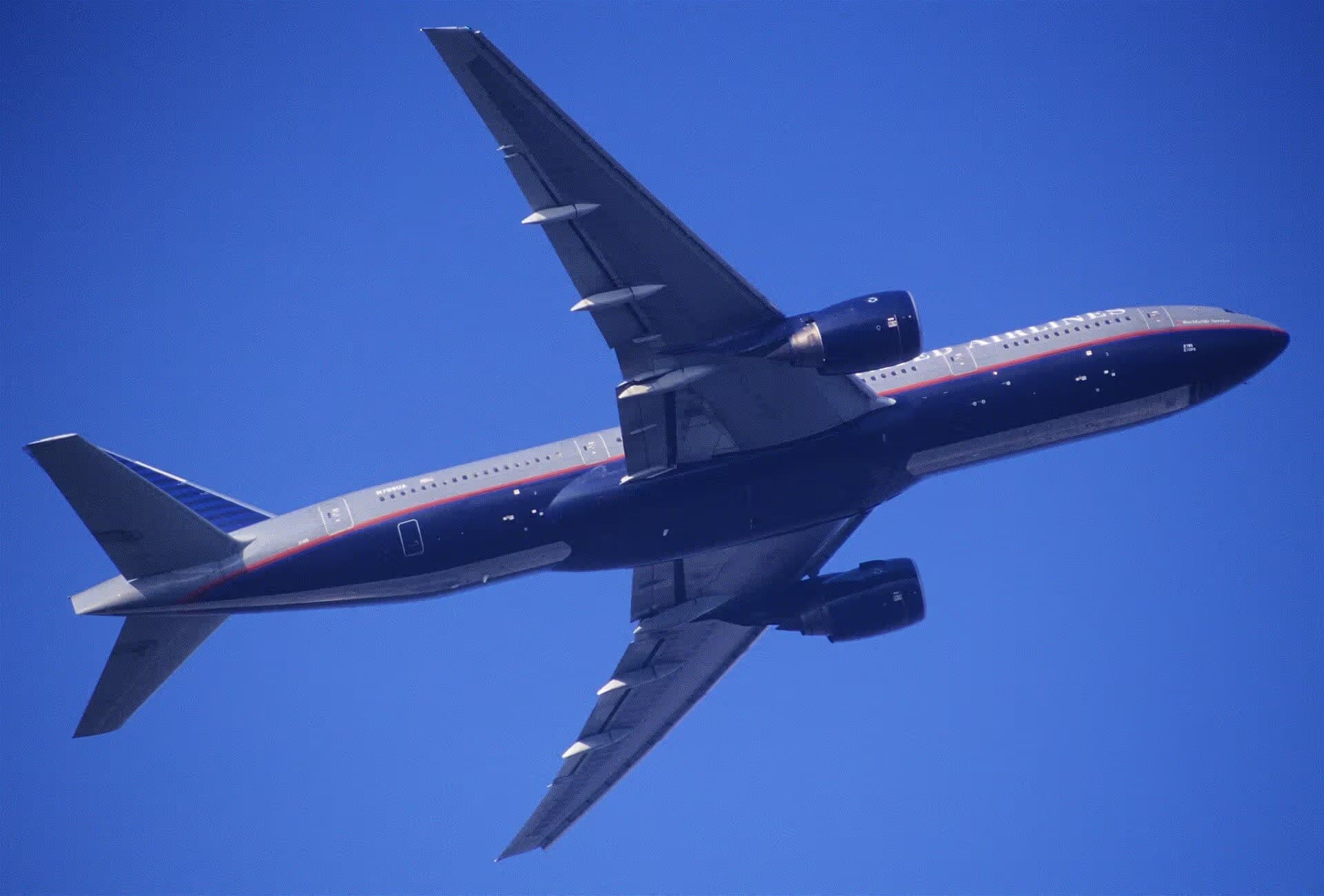 N785UA — Boeing