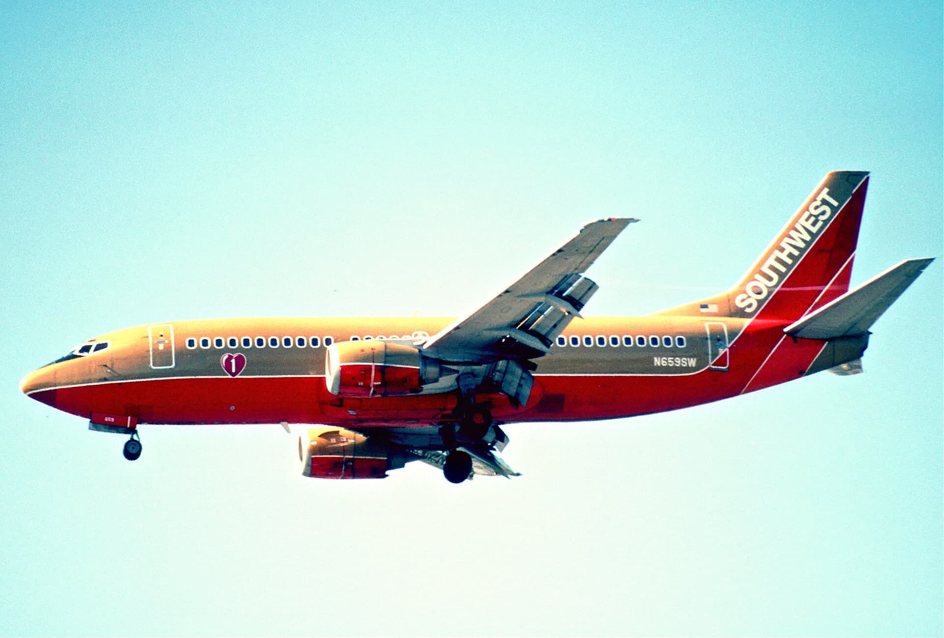 N659SW — Twin-engine aircraft