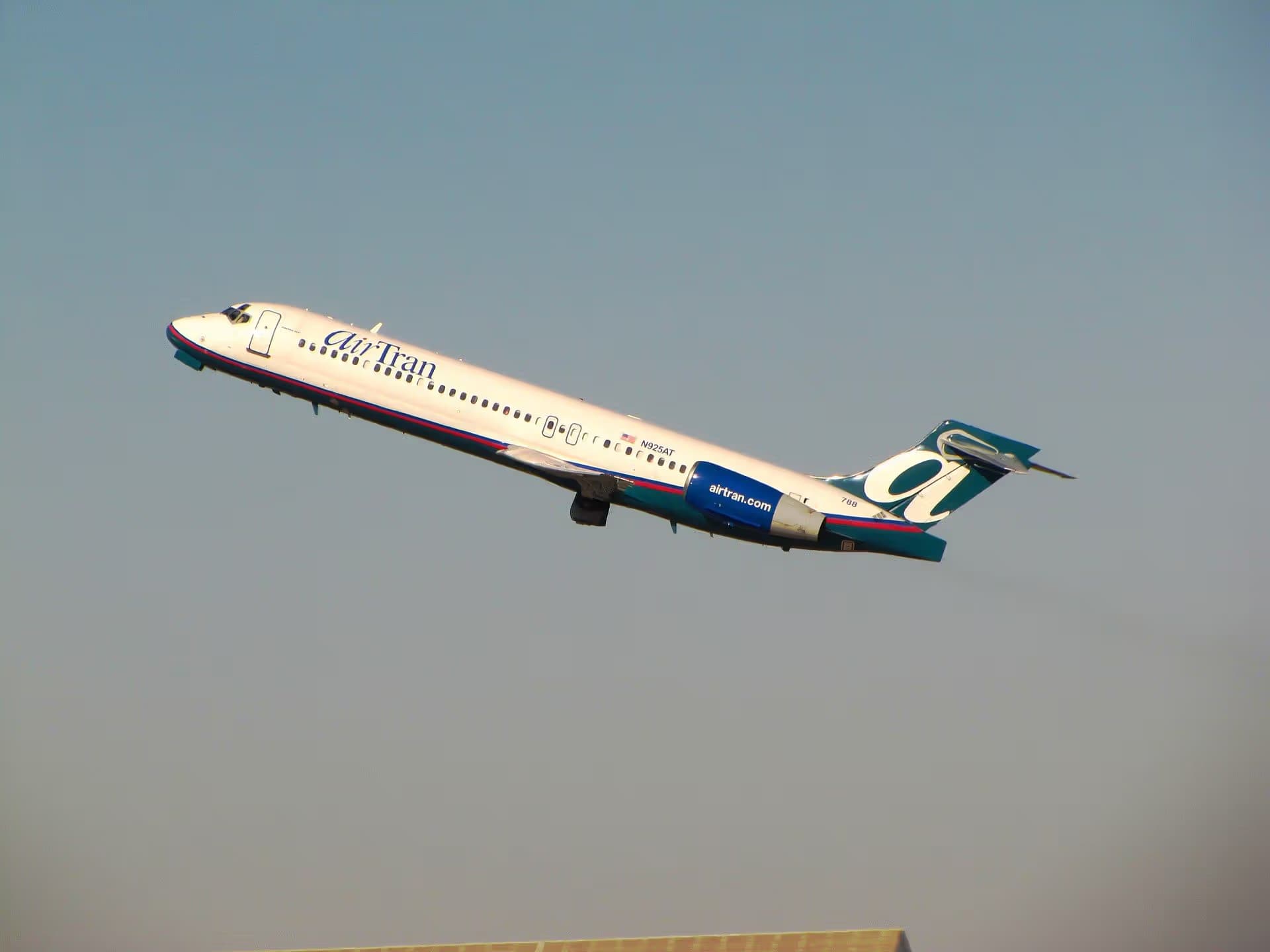 N925AT — Aircraft