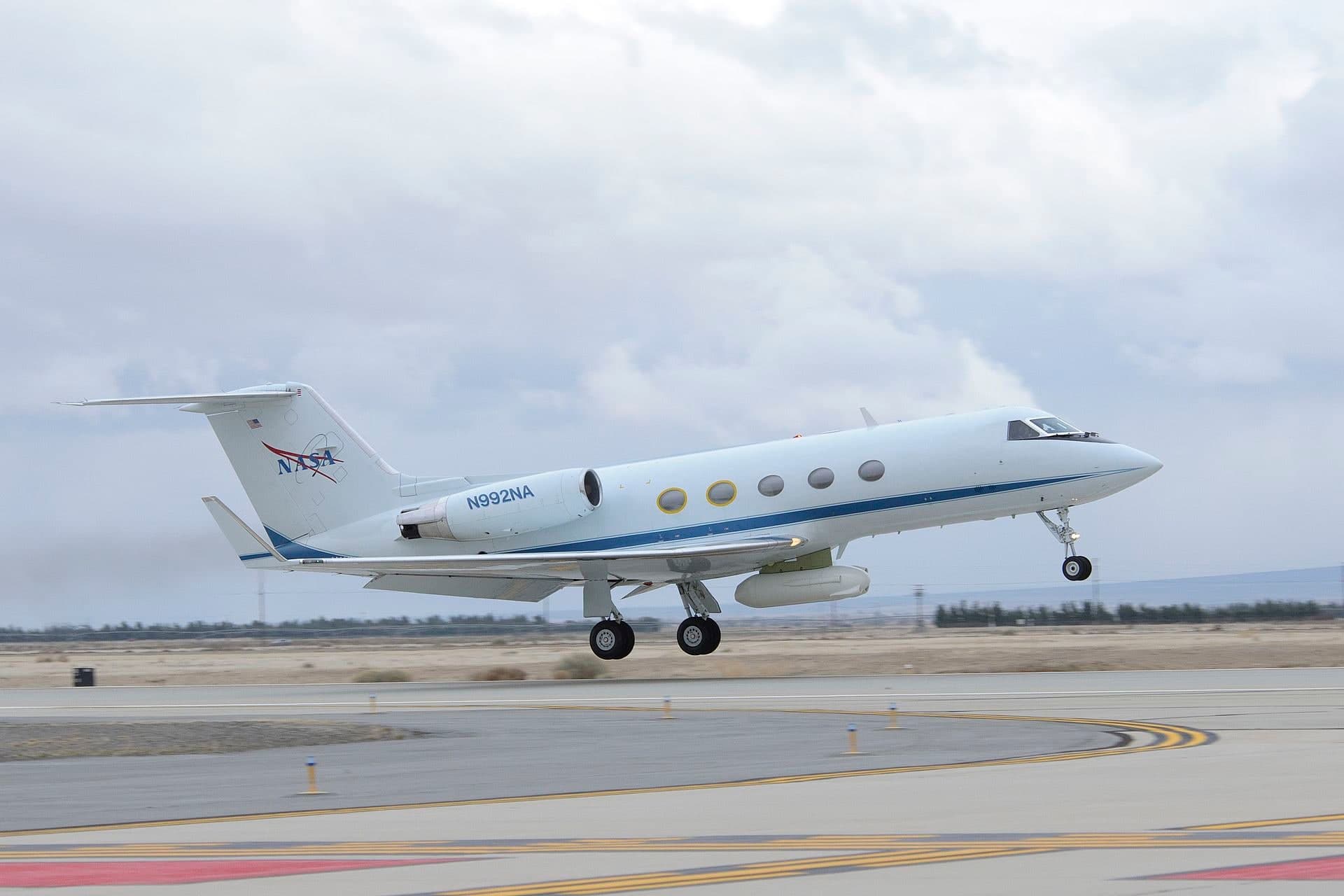 N992NA — Business jet