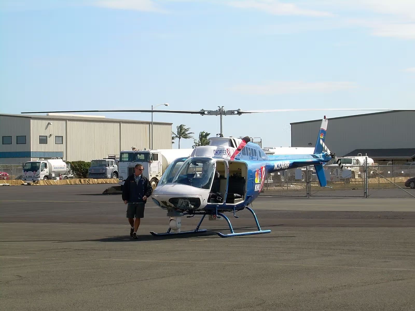 N37488 — Helicopter