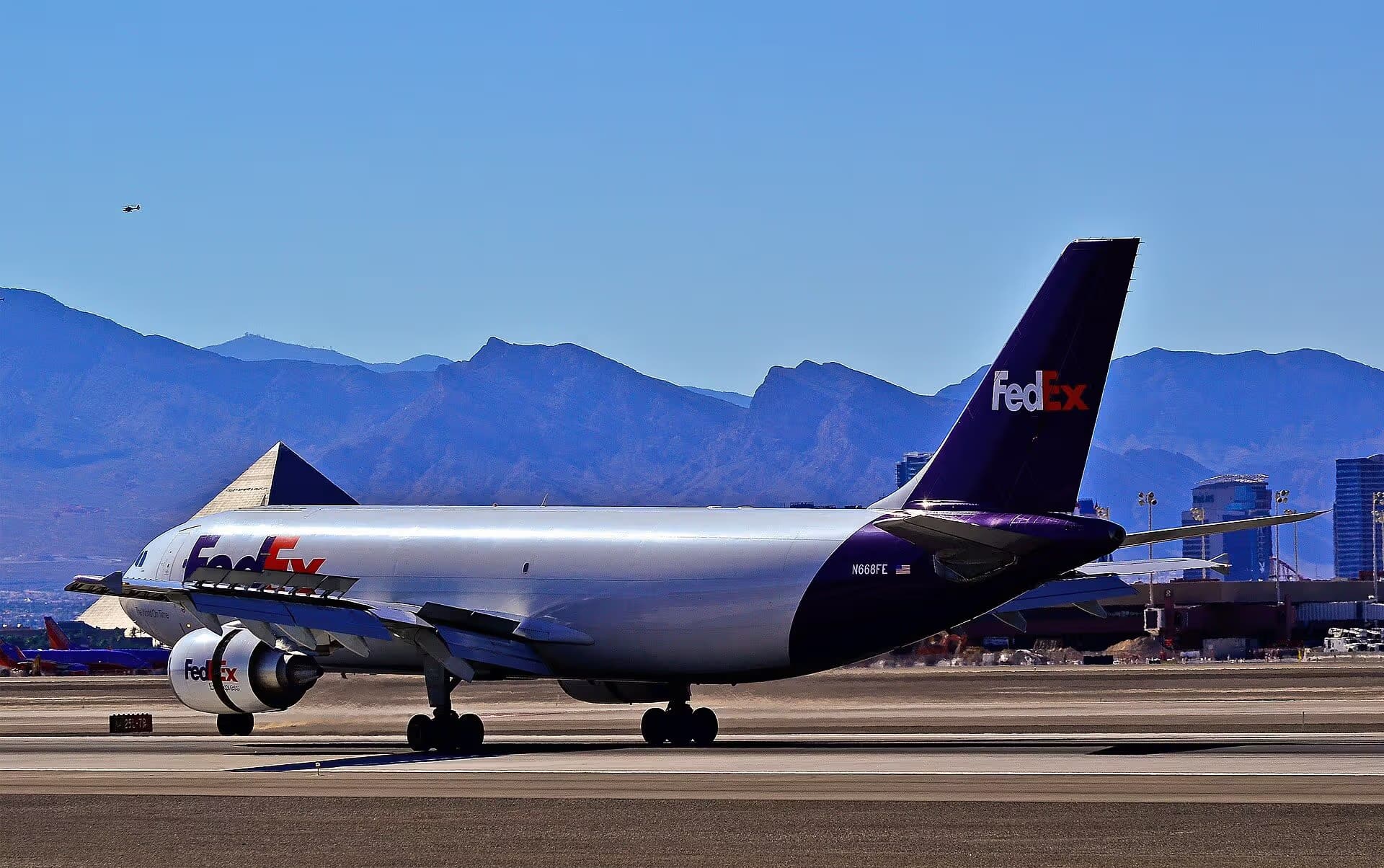 N668FE — Airbus