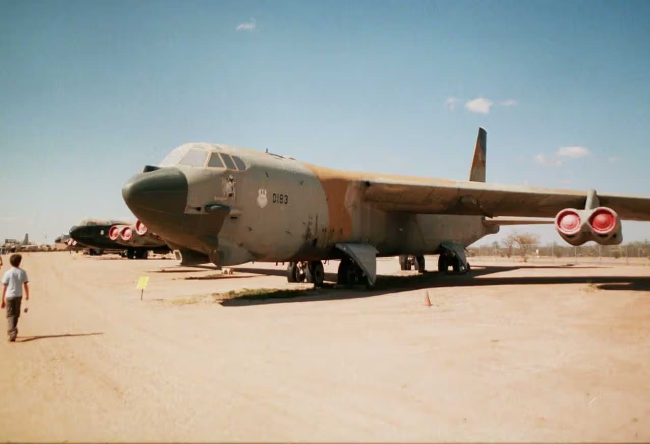 Unidentified — Boeing