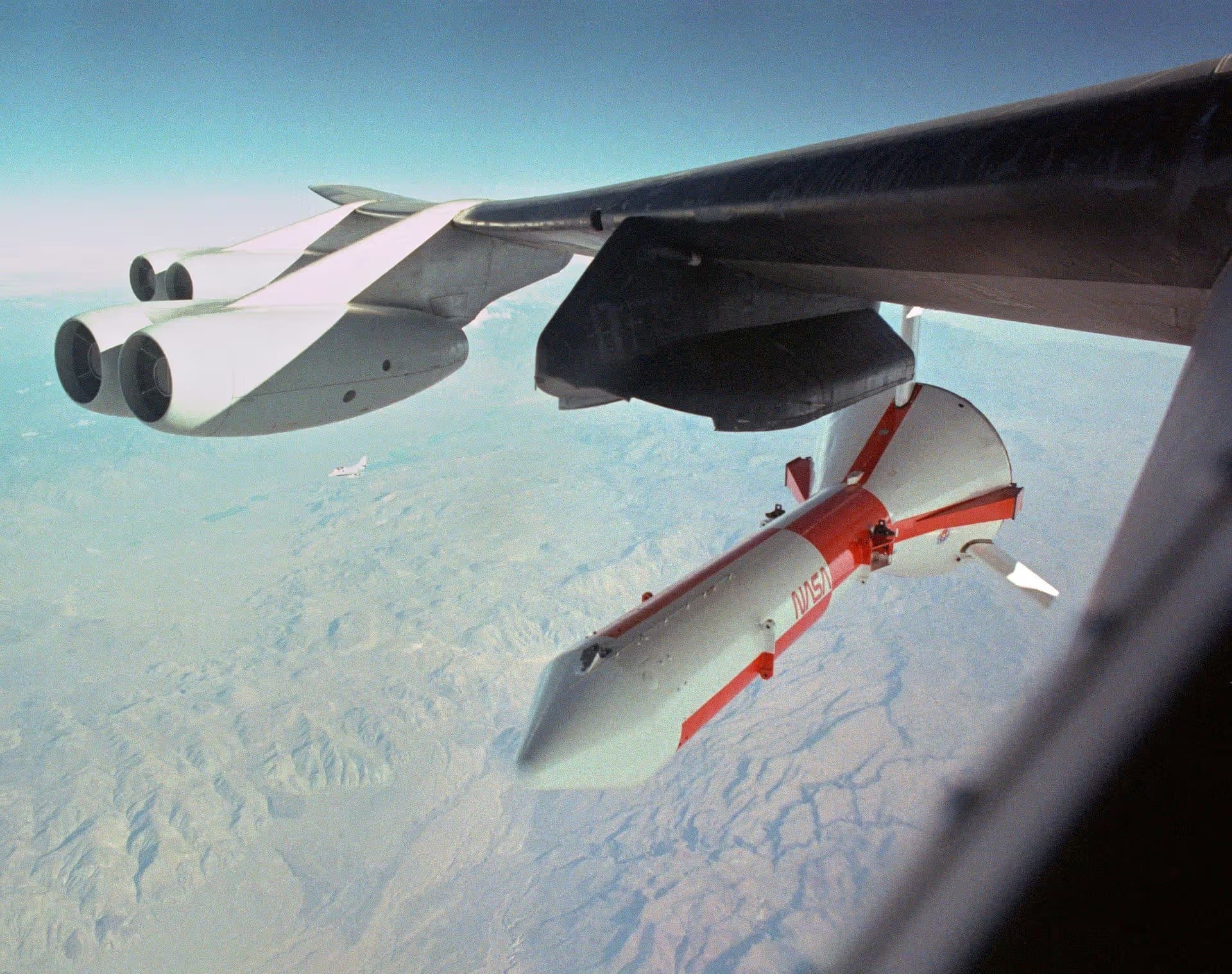 Unidentified — Aircraft