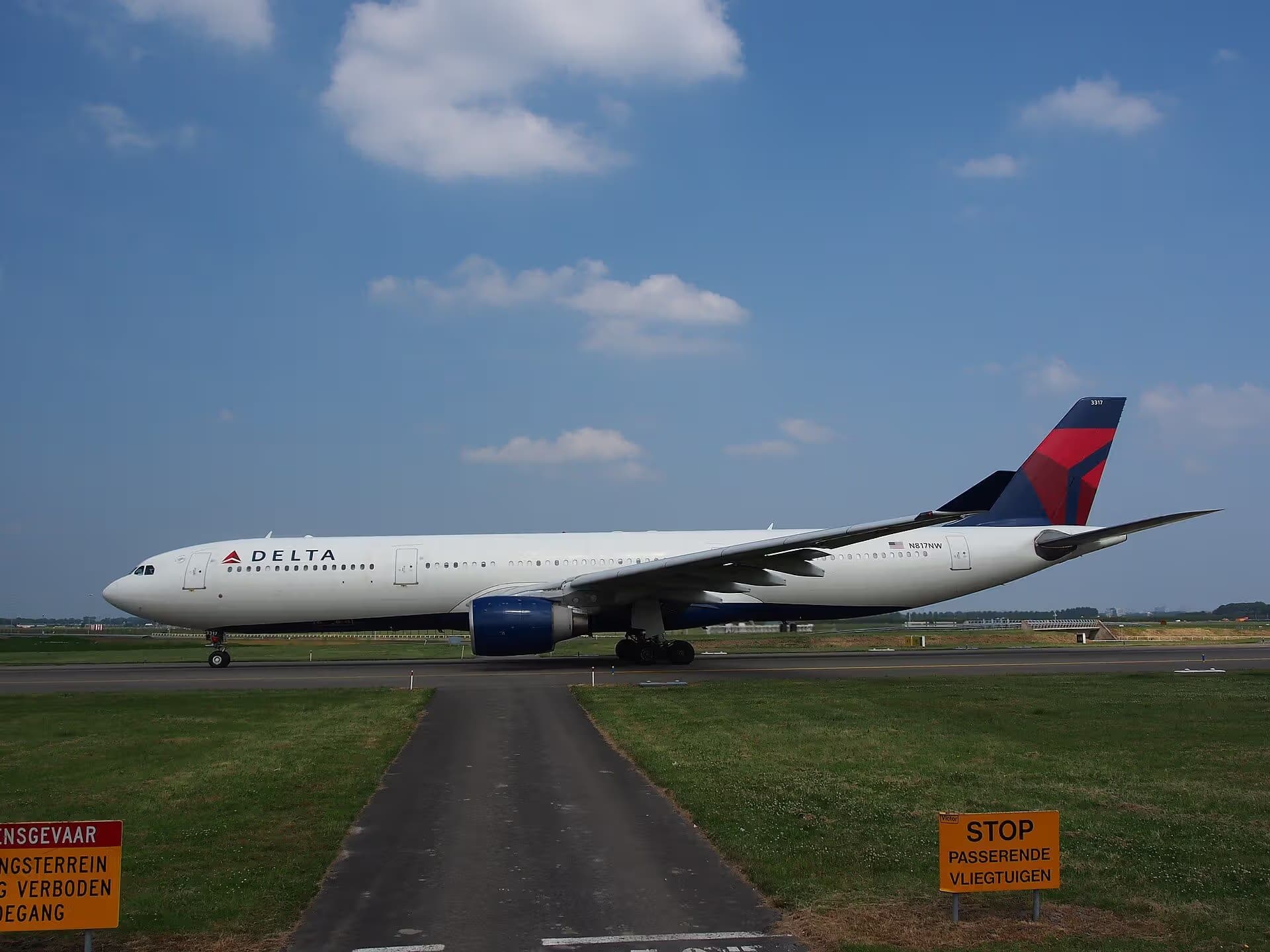 N817NW — Airbus