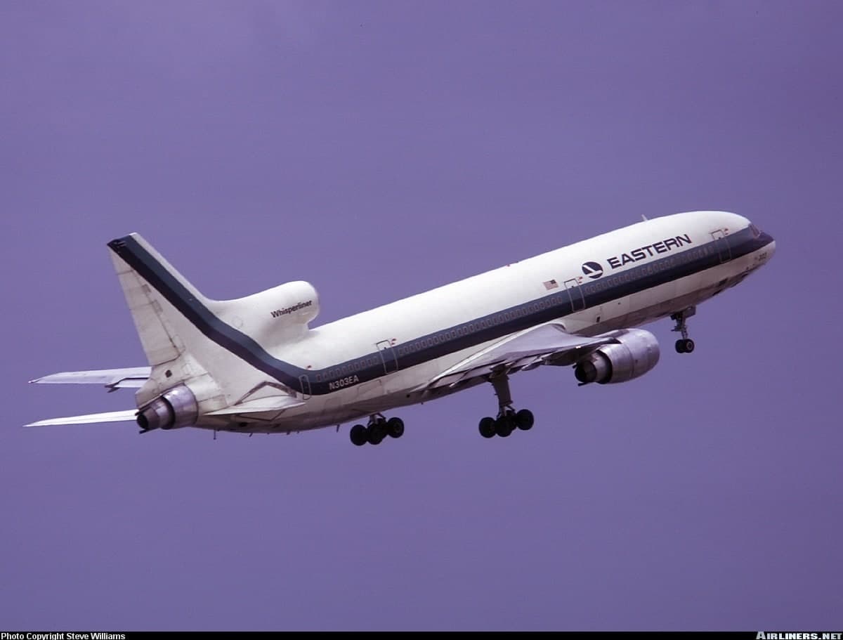 N303EA — Lockheed