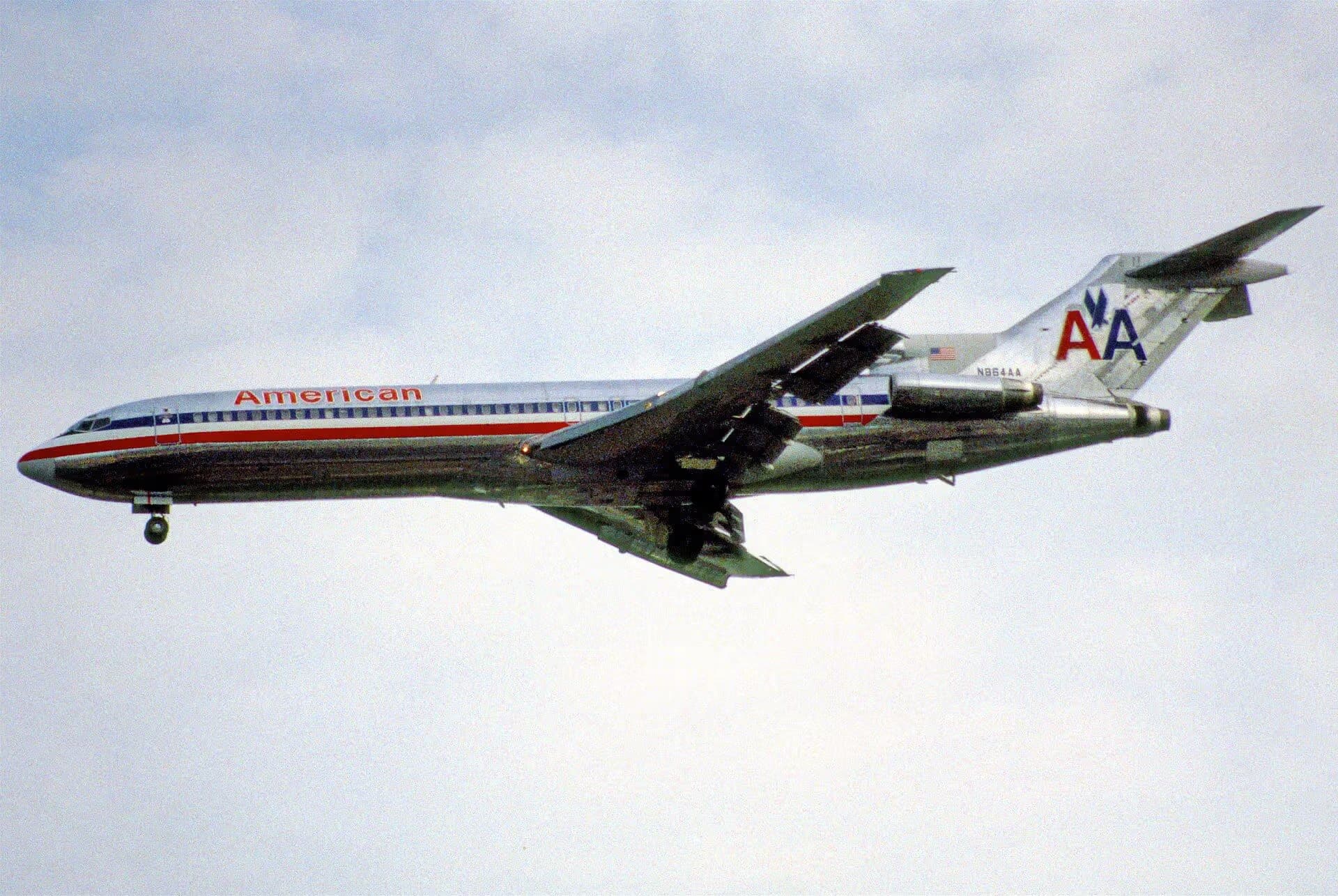 N864AA — Boeing