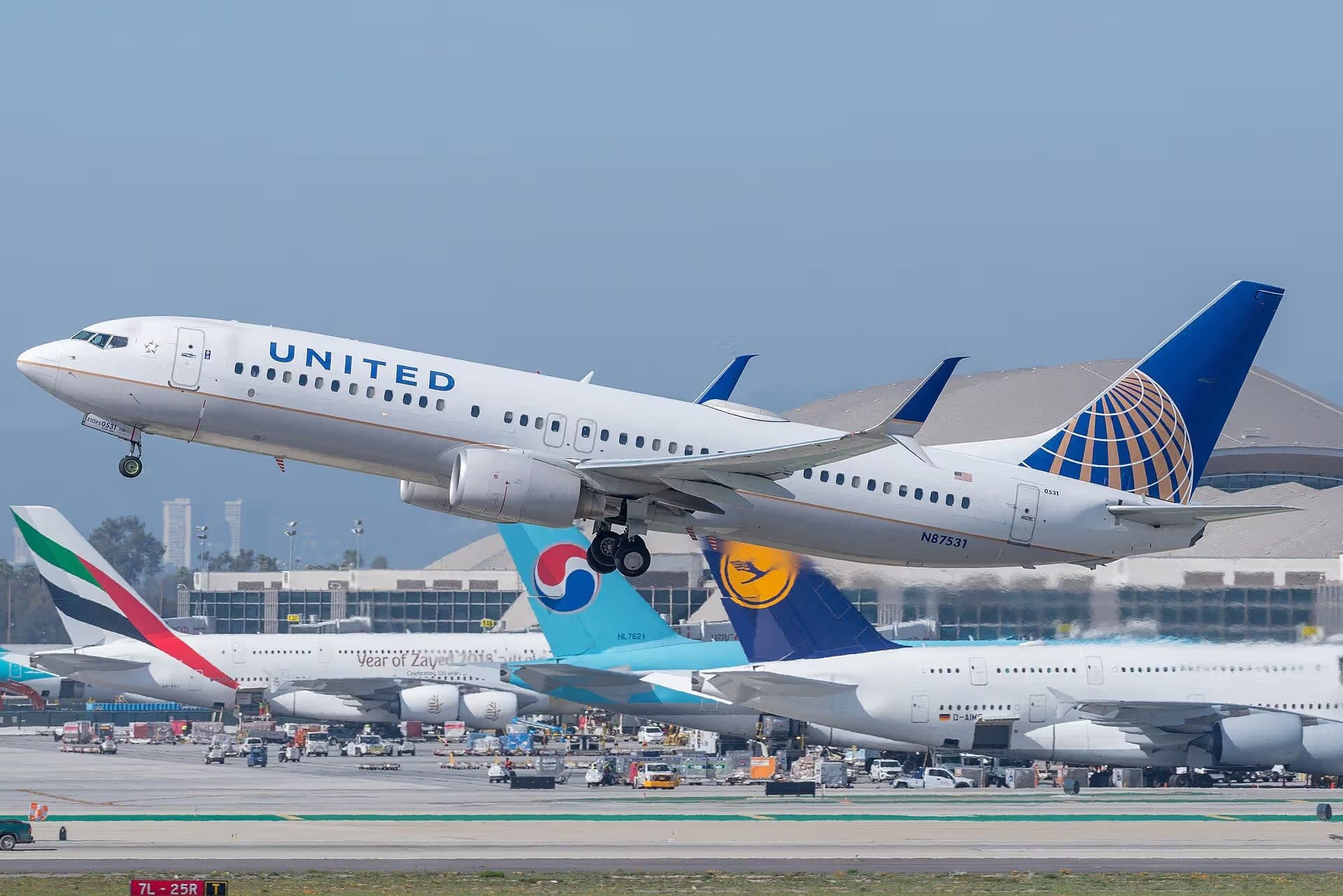 N87531 — Boeing