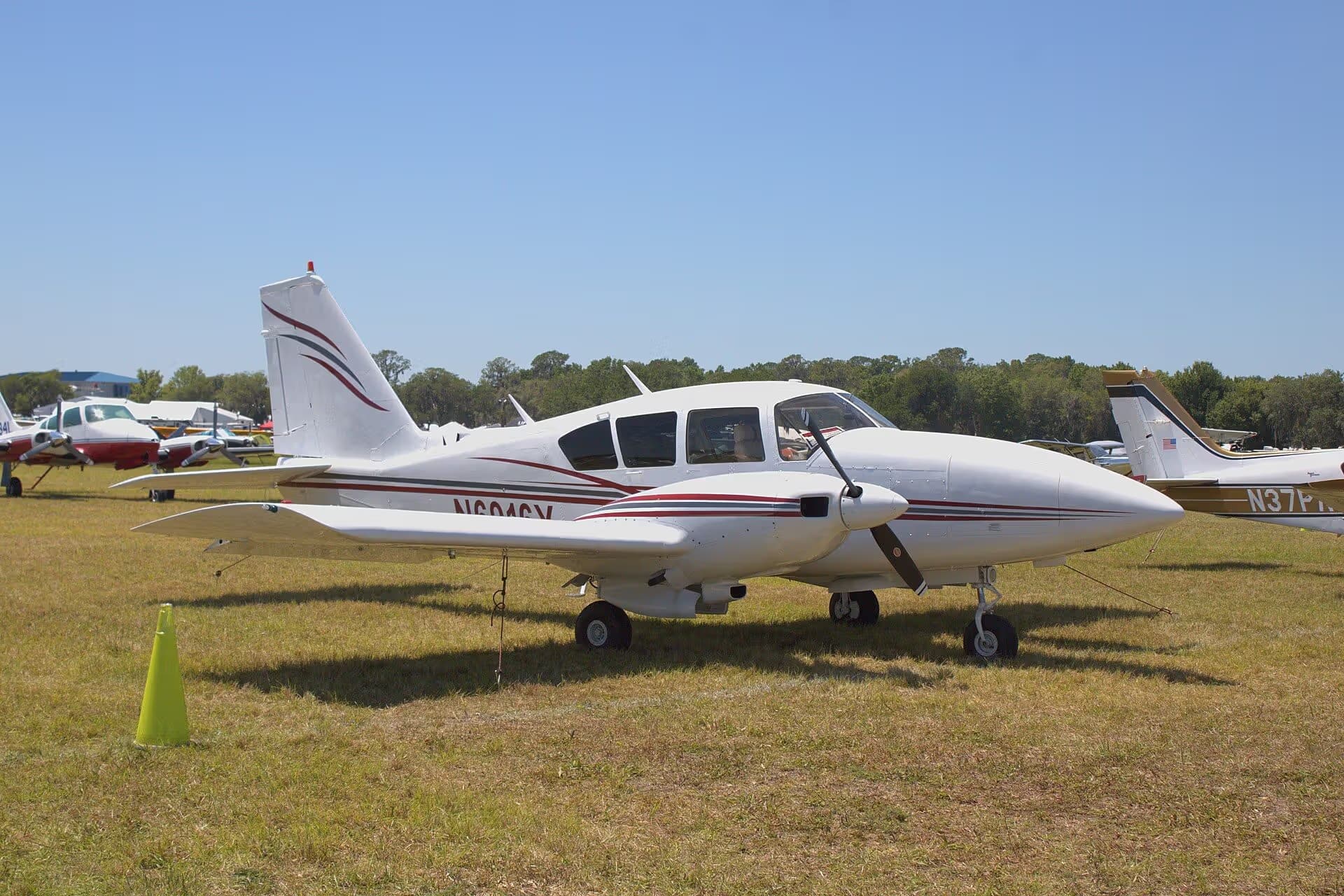 N6916Y — Piper