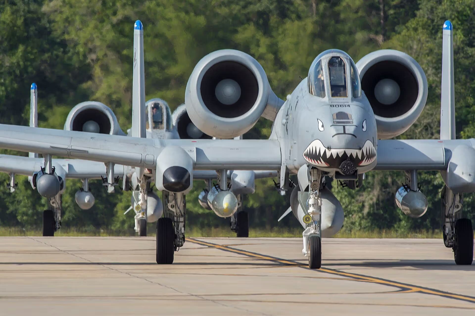 Unidentified — Aircraft at Moody Air Force Base