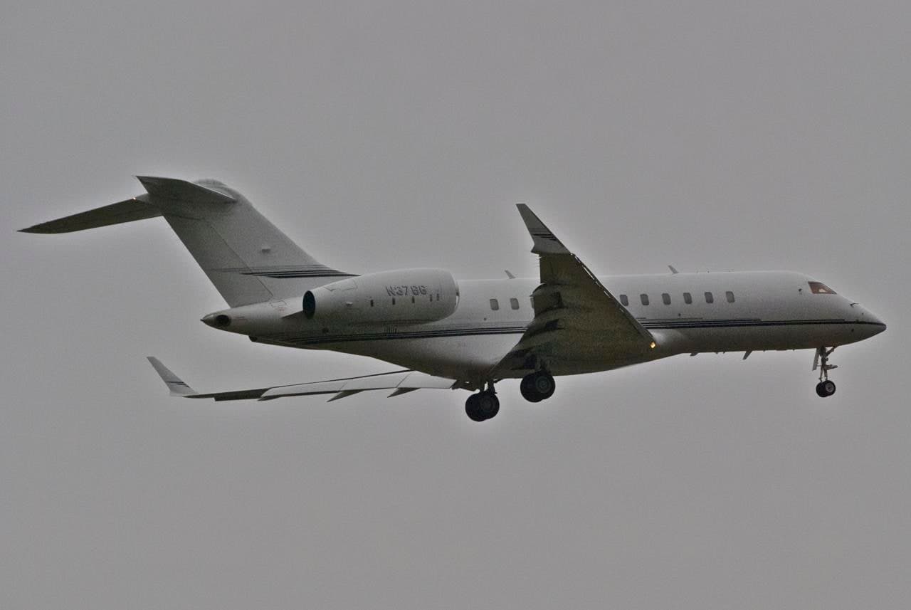 N376G — Bombardier