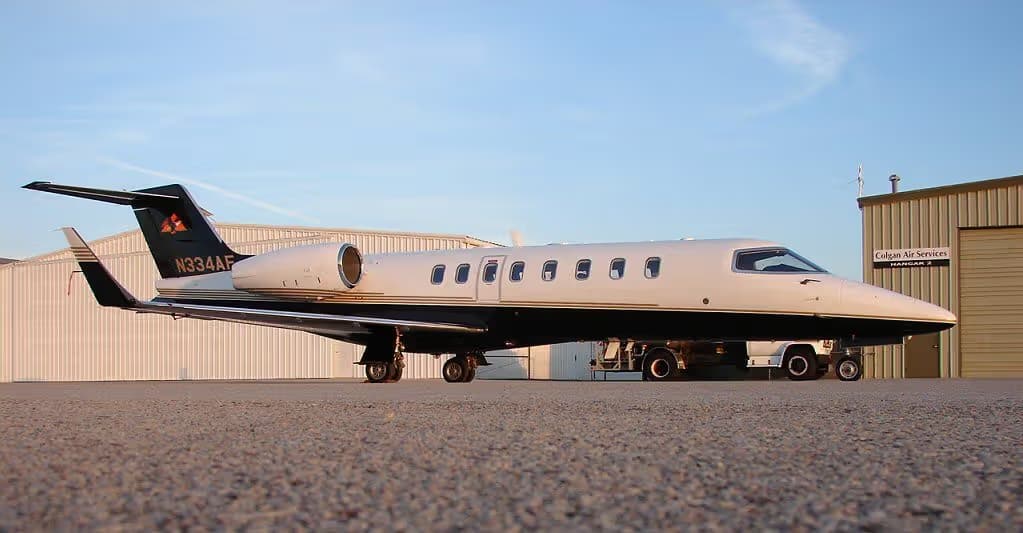 N334AF — Business jet