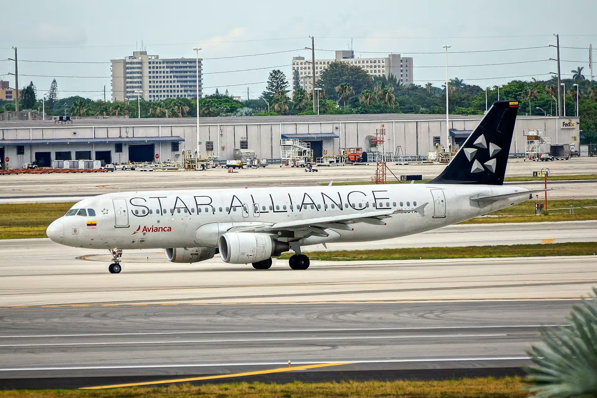 N688TA — Airbus