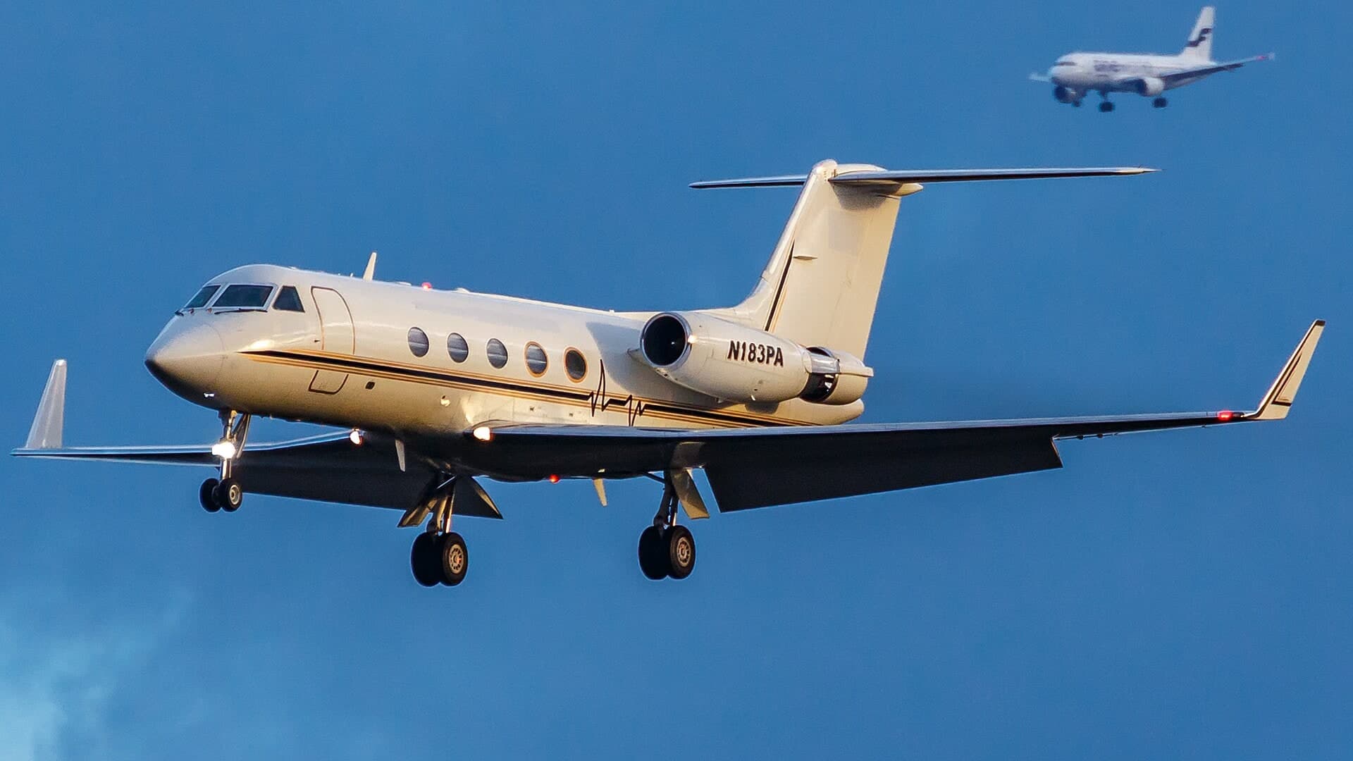 N183PA — Business jet