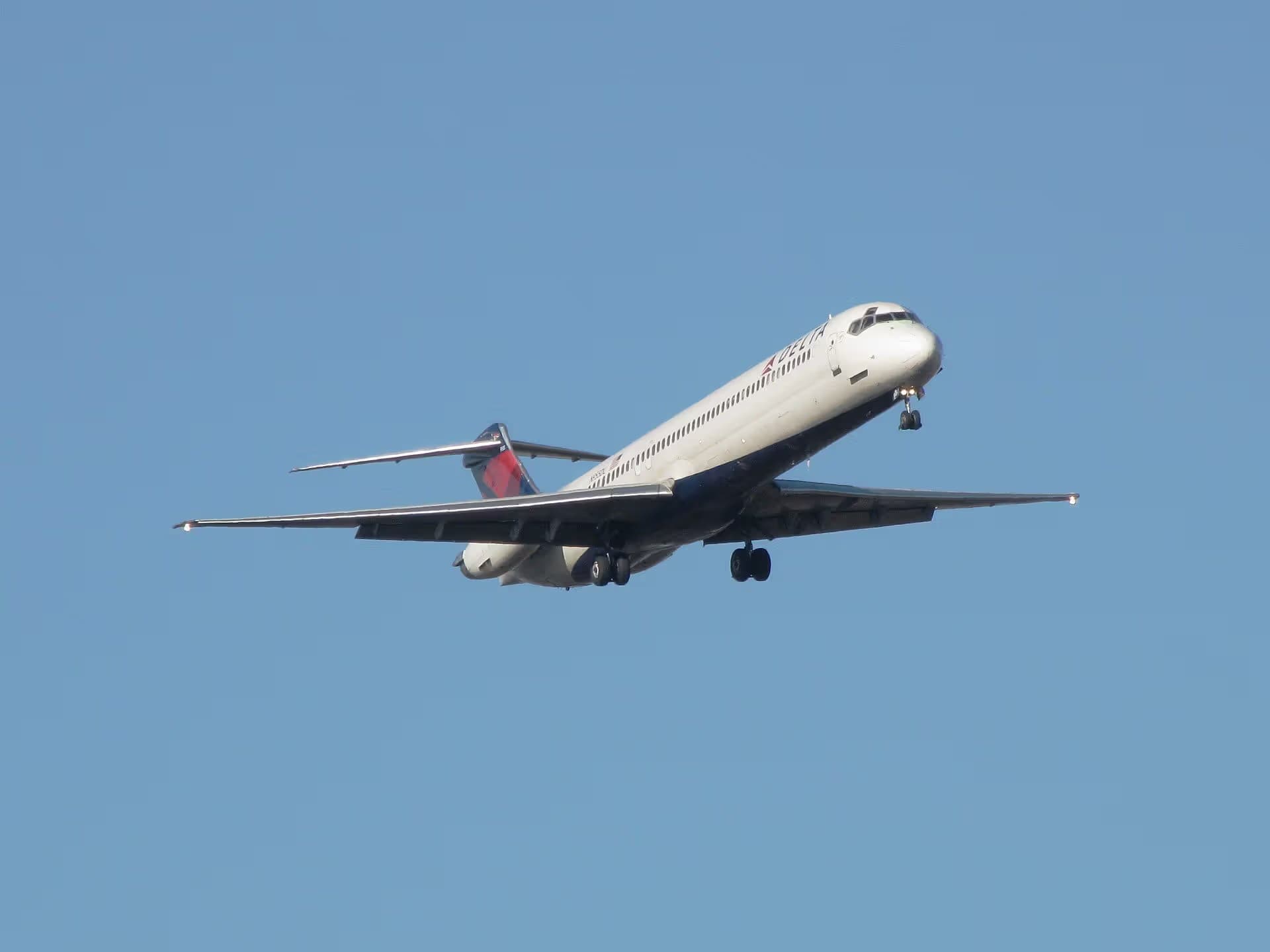 N955DL — Aircraft