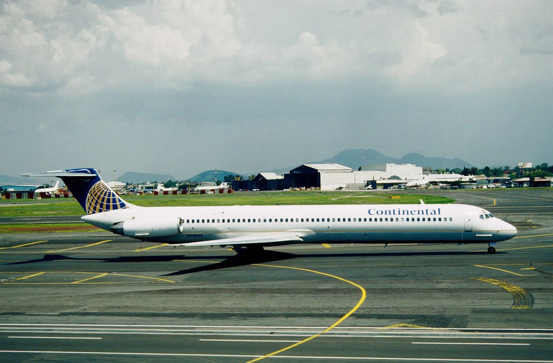 N14840 — Douglas