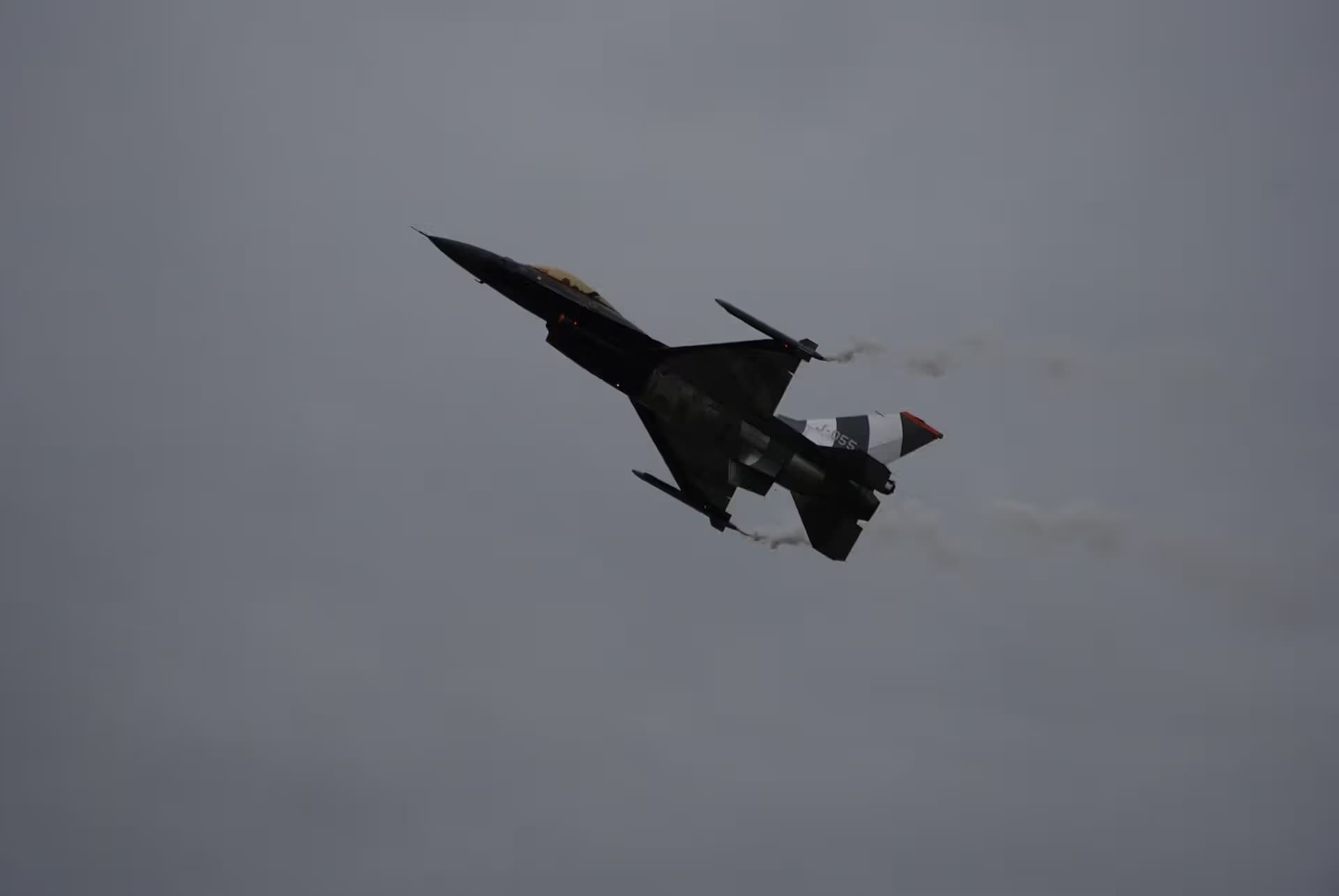 Unidentified — Aircraft