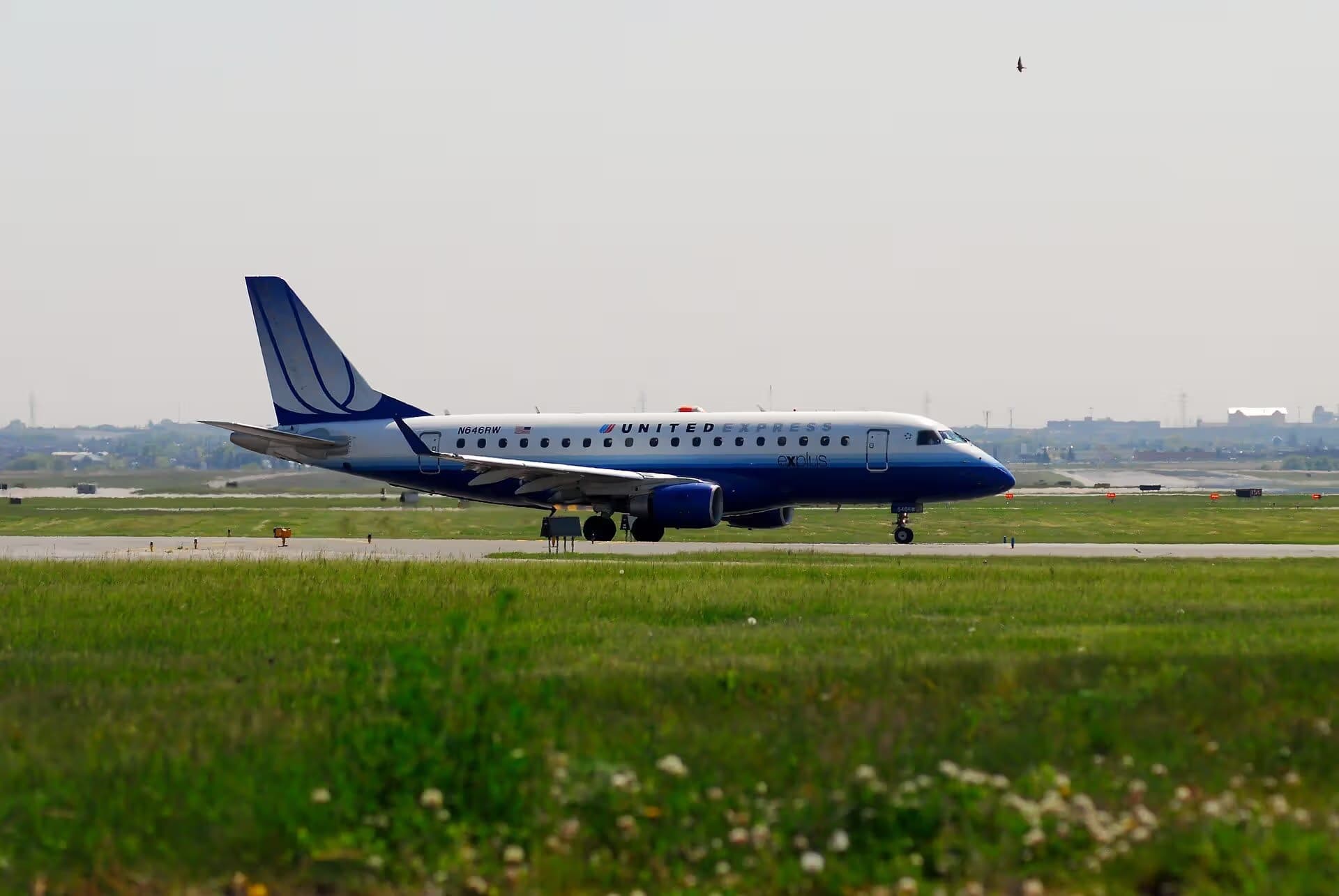 N646RW — Embraer