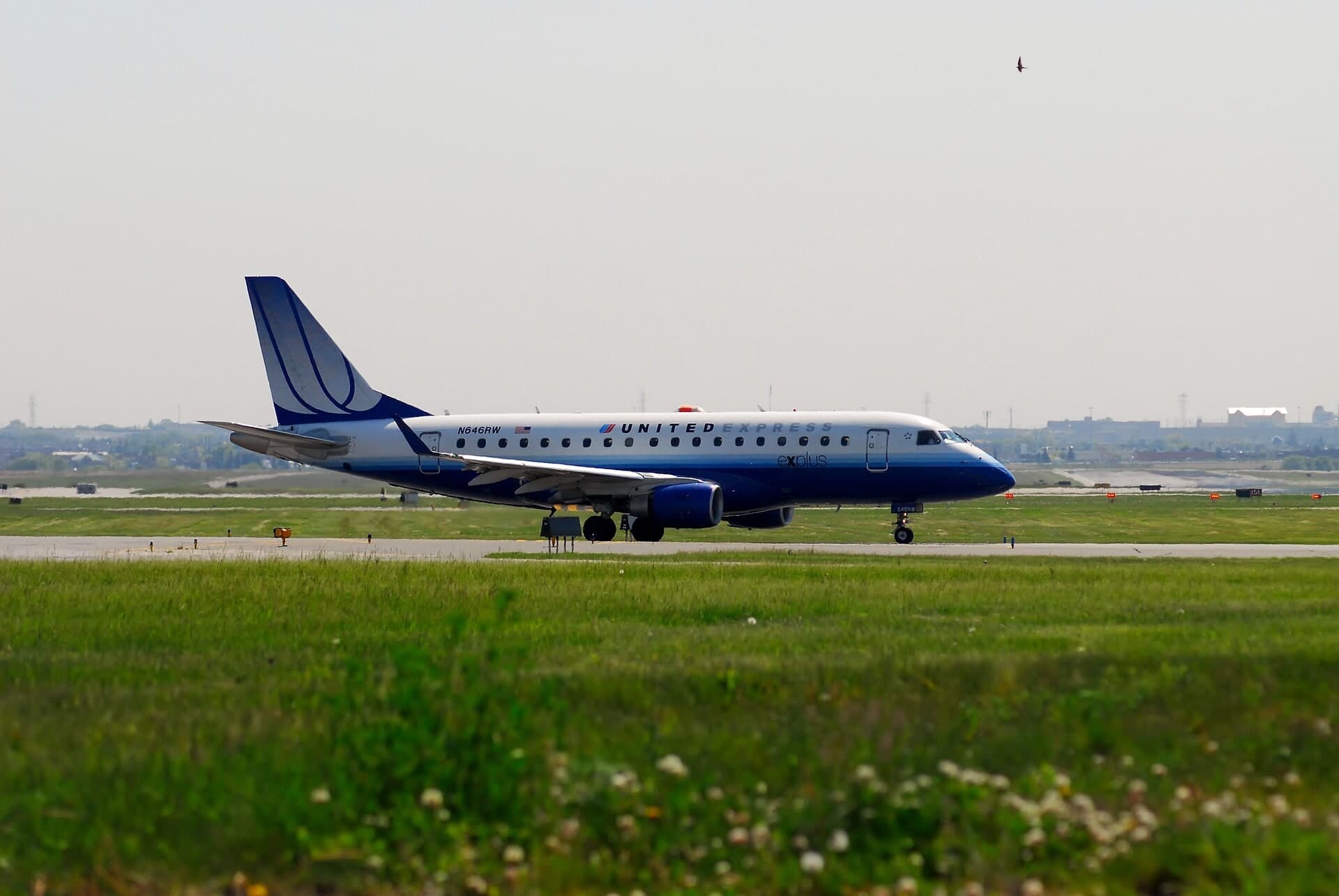 N646RW — Embraer