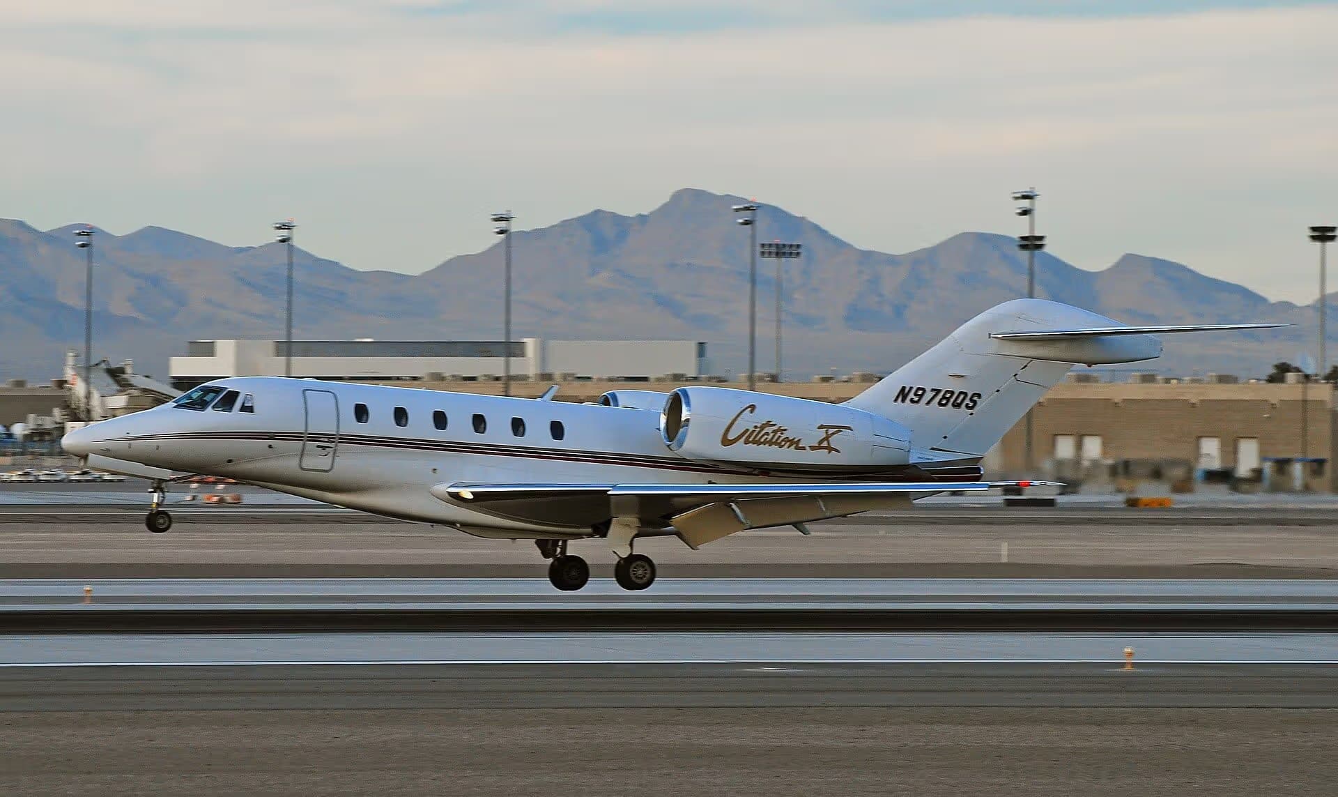 N978QS — Aircraft